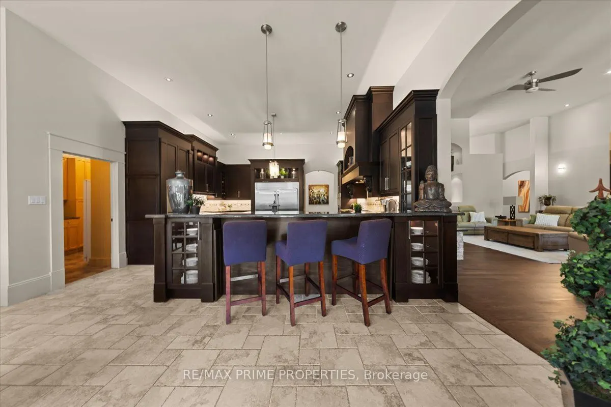 1161 Du Gouverneur Drive