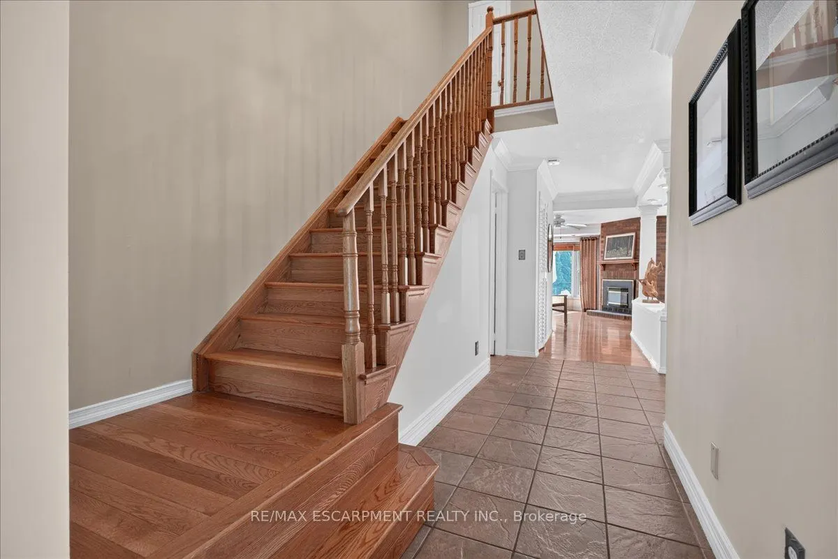 52 Sunvale Place