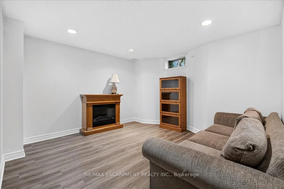 52 Sunvale Place