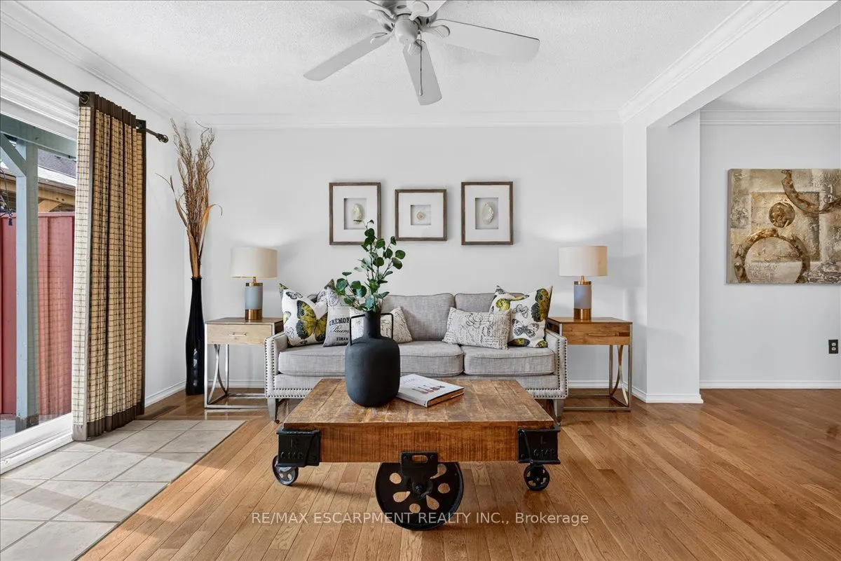 52 Sunvale Place