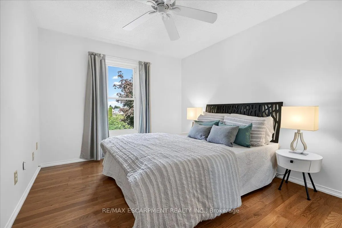 52 Sunvale Place