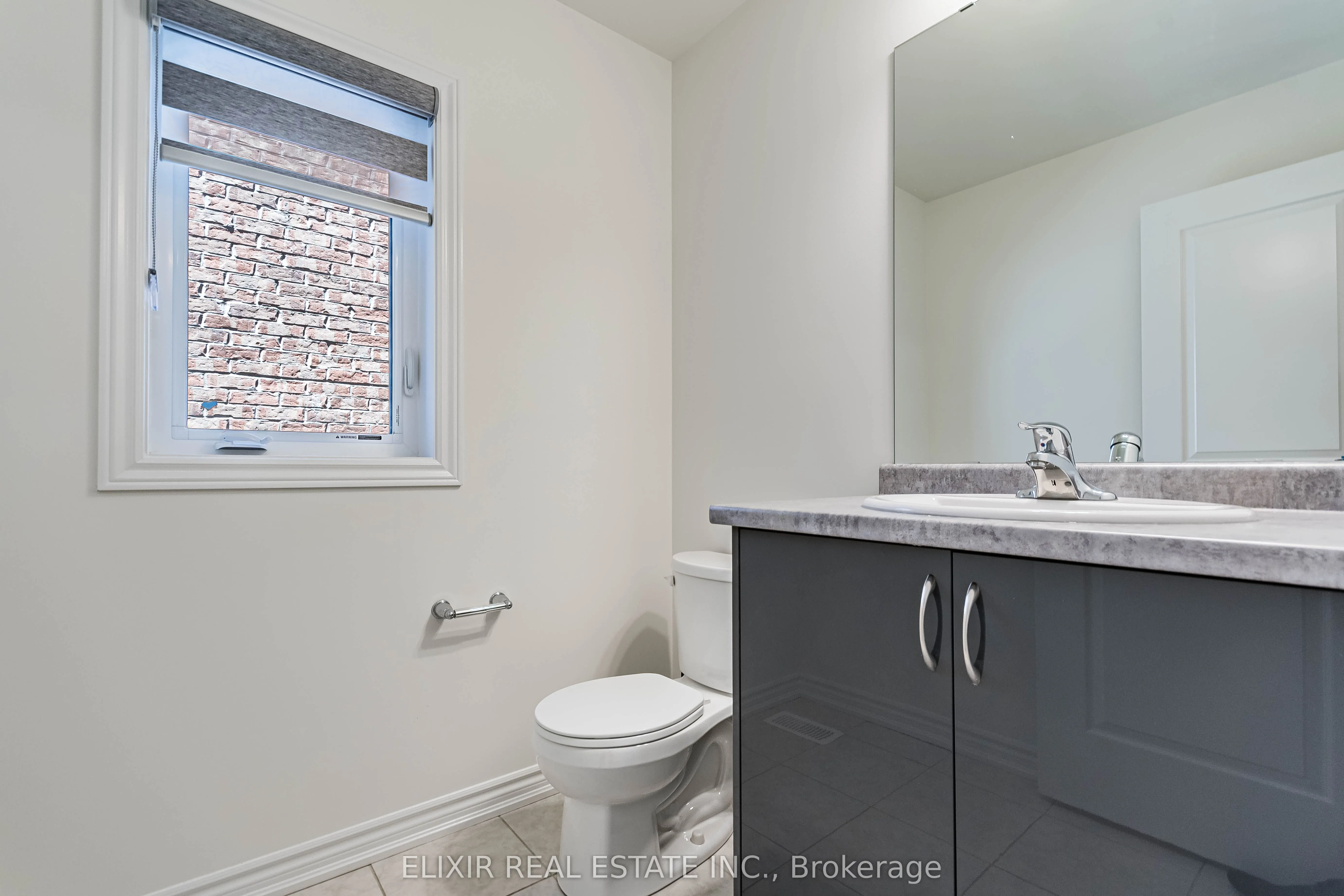 11 Brewis Street