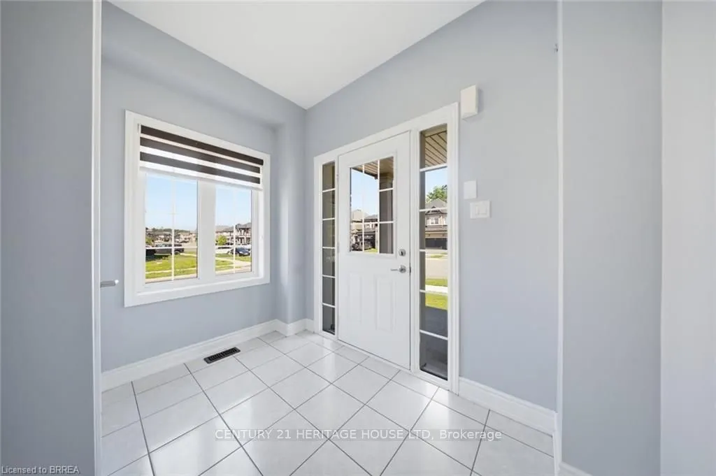 18 Macklin Street