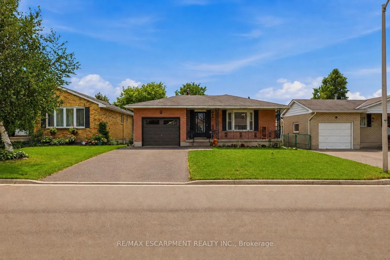 58 VANIER Place