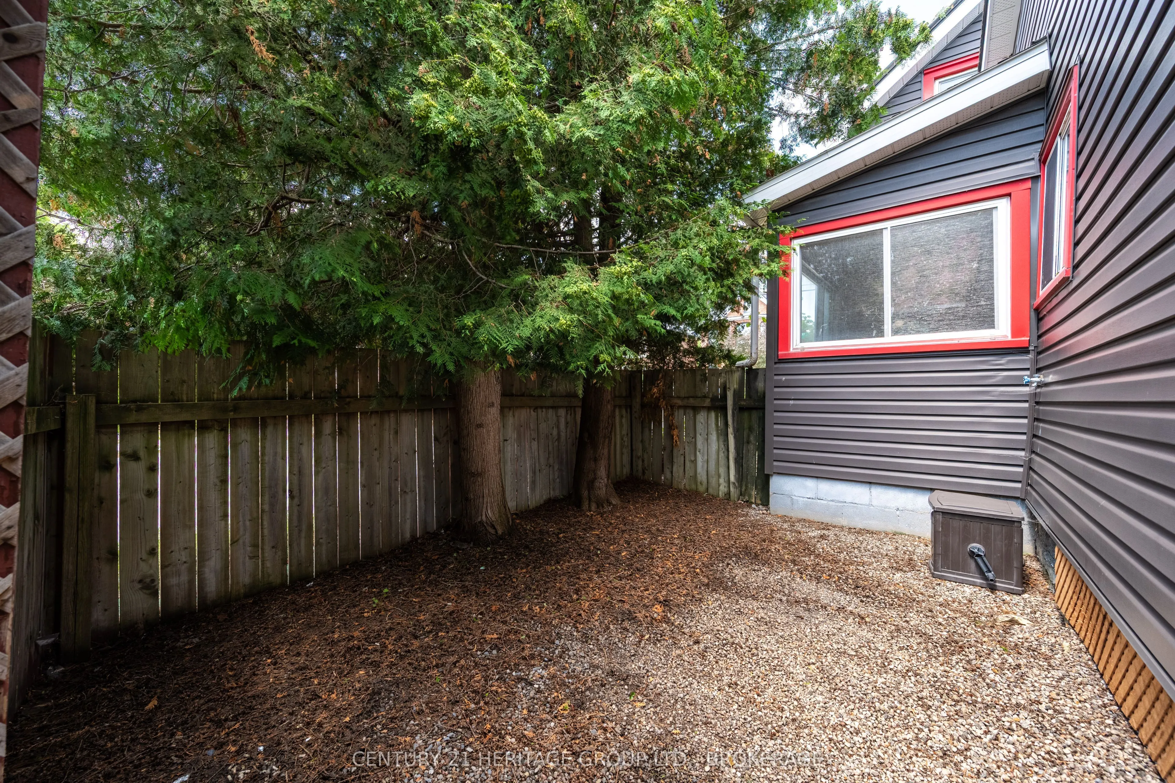 18 Pine Street