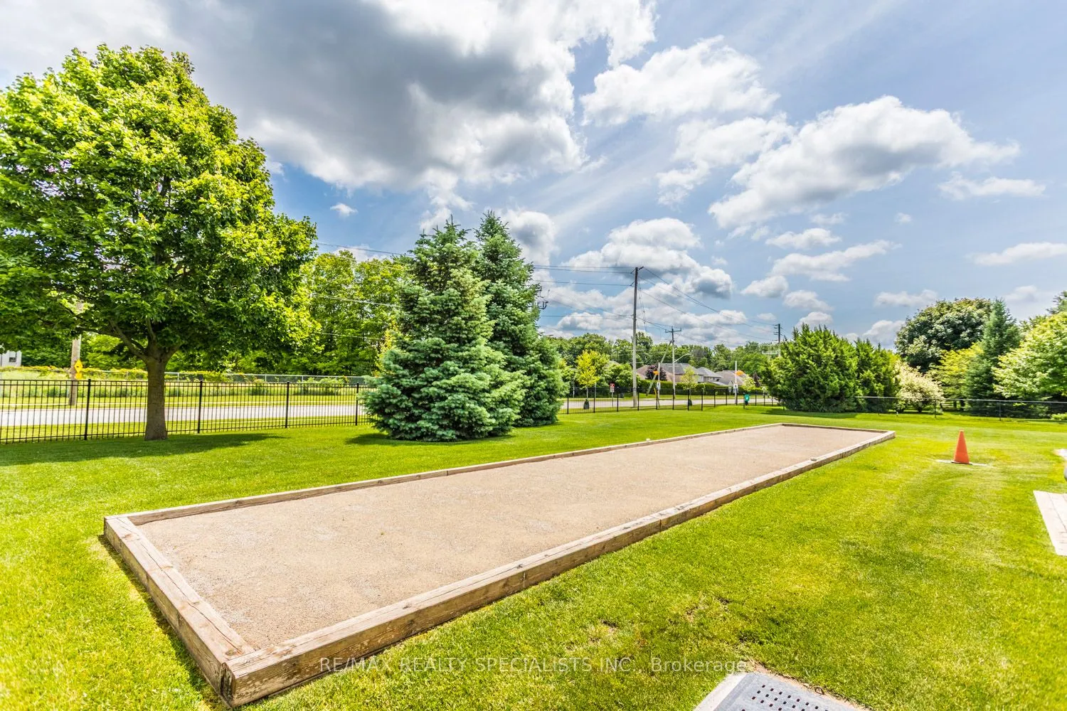 61 Jones Crescent