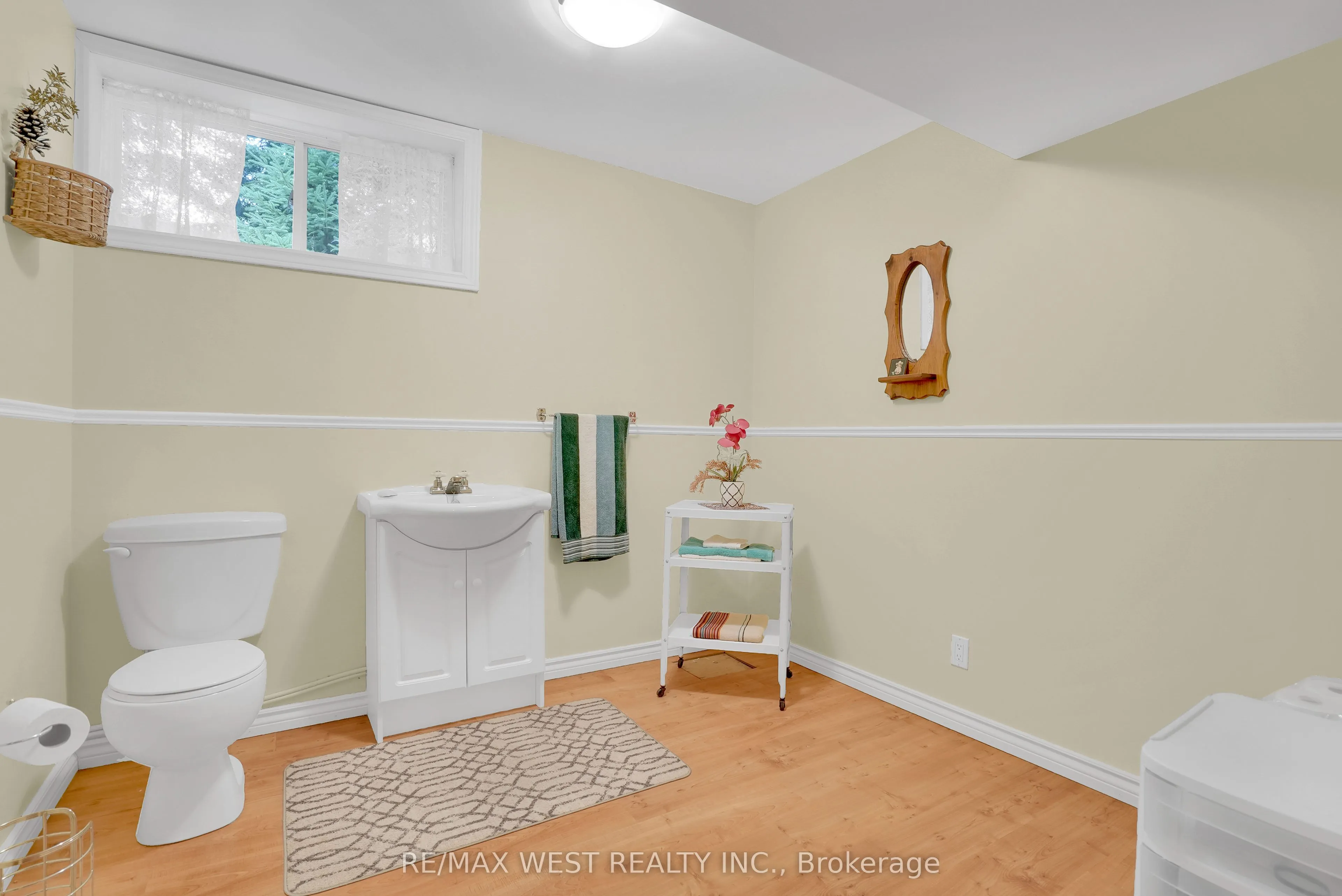 20 Deerhurst Highlands Drive