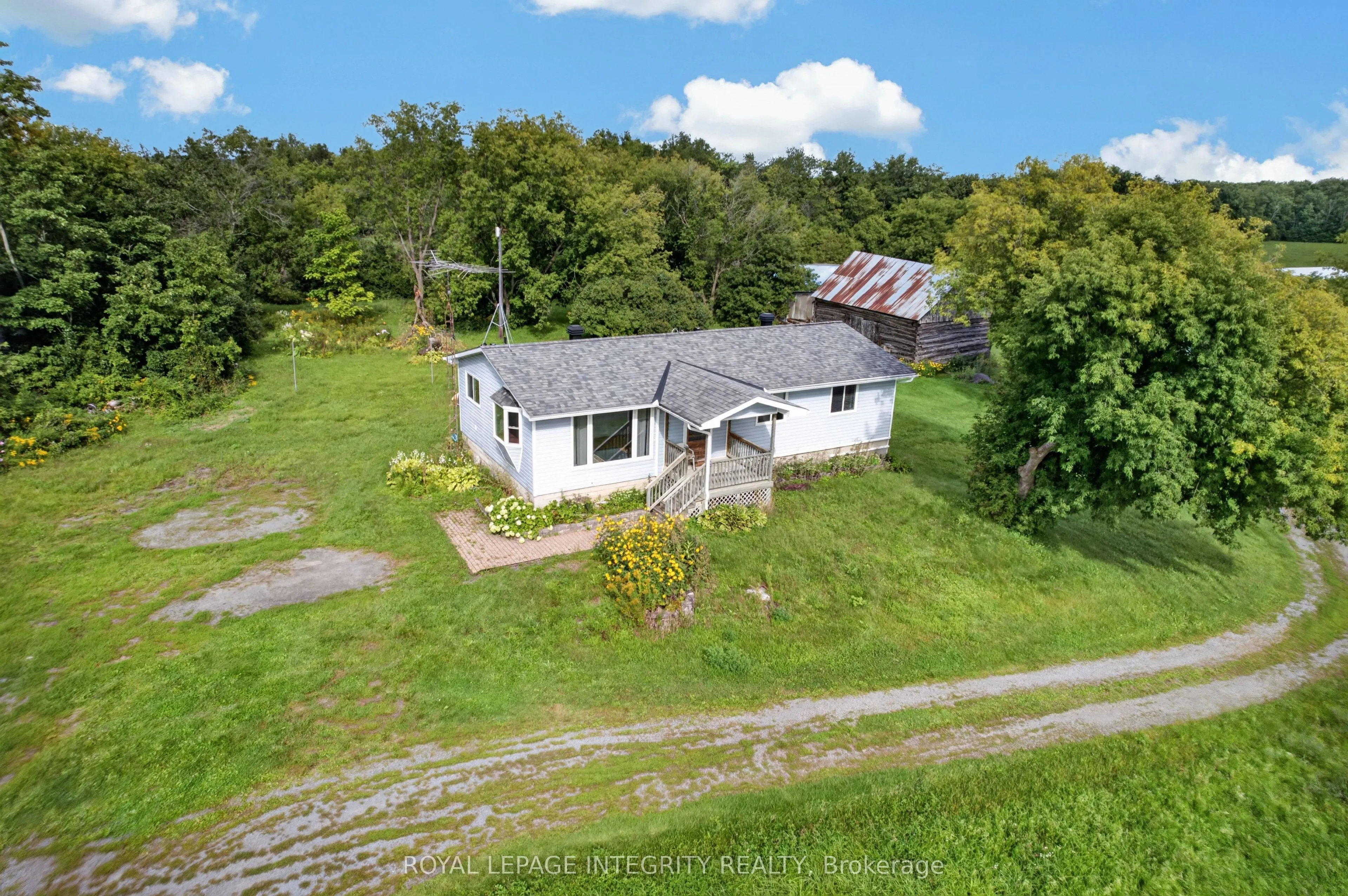 2063 Dwyer Hill Road