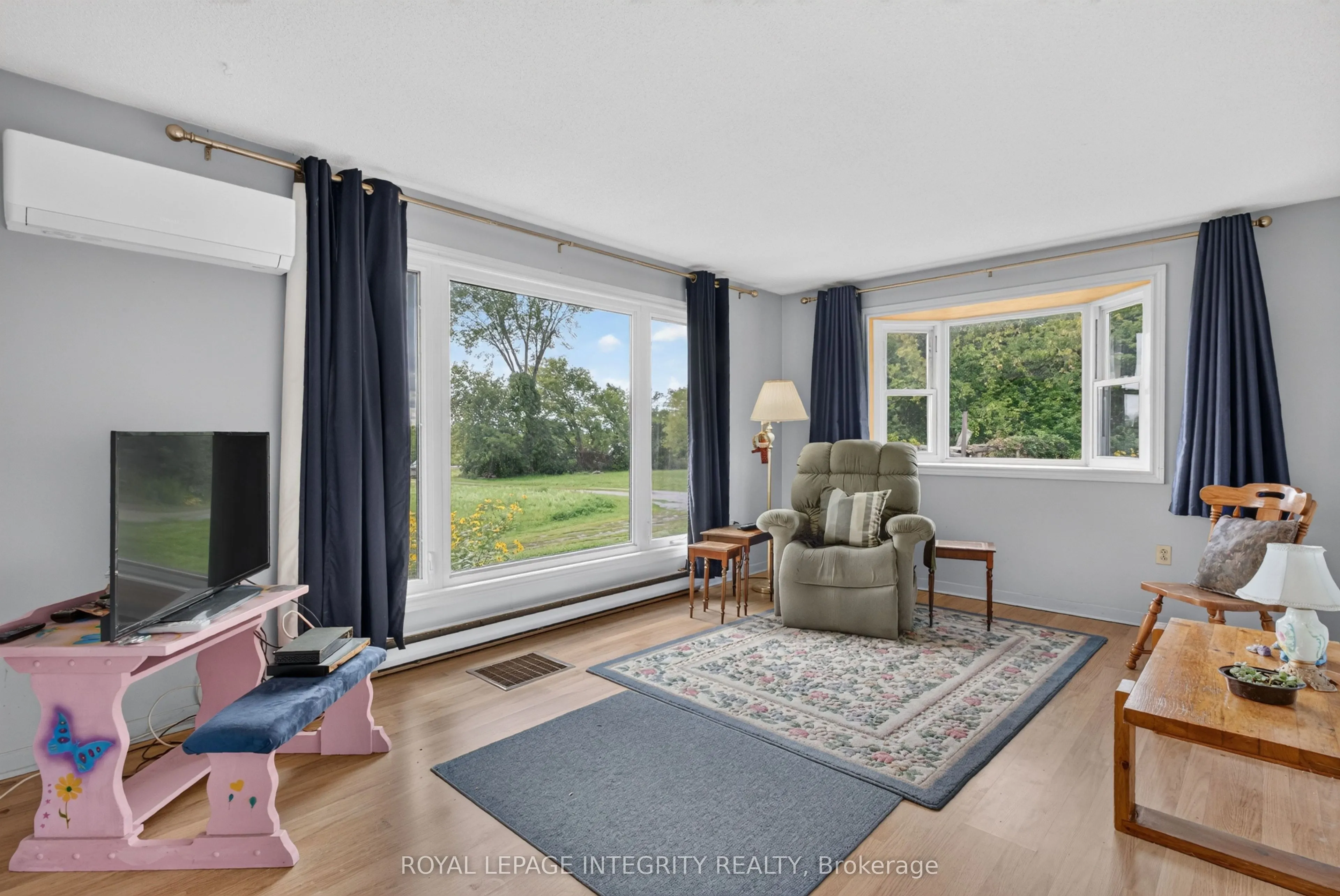 2063 Dwyer Hill Road