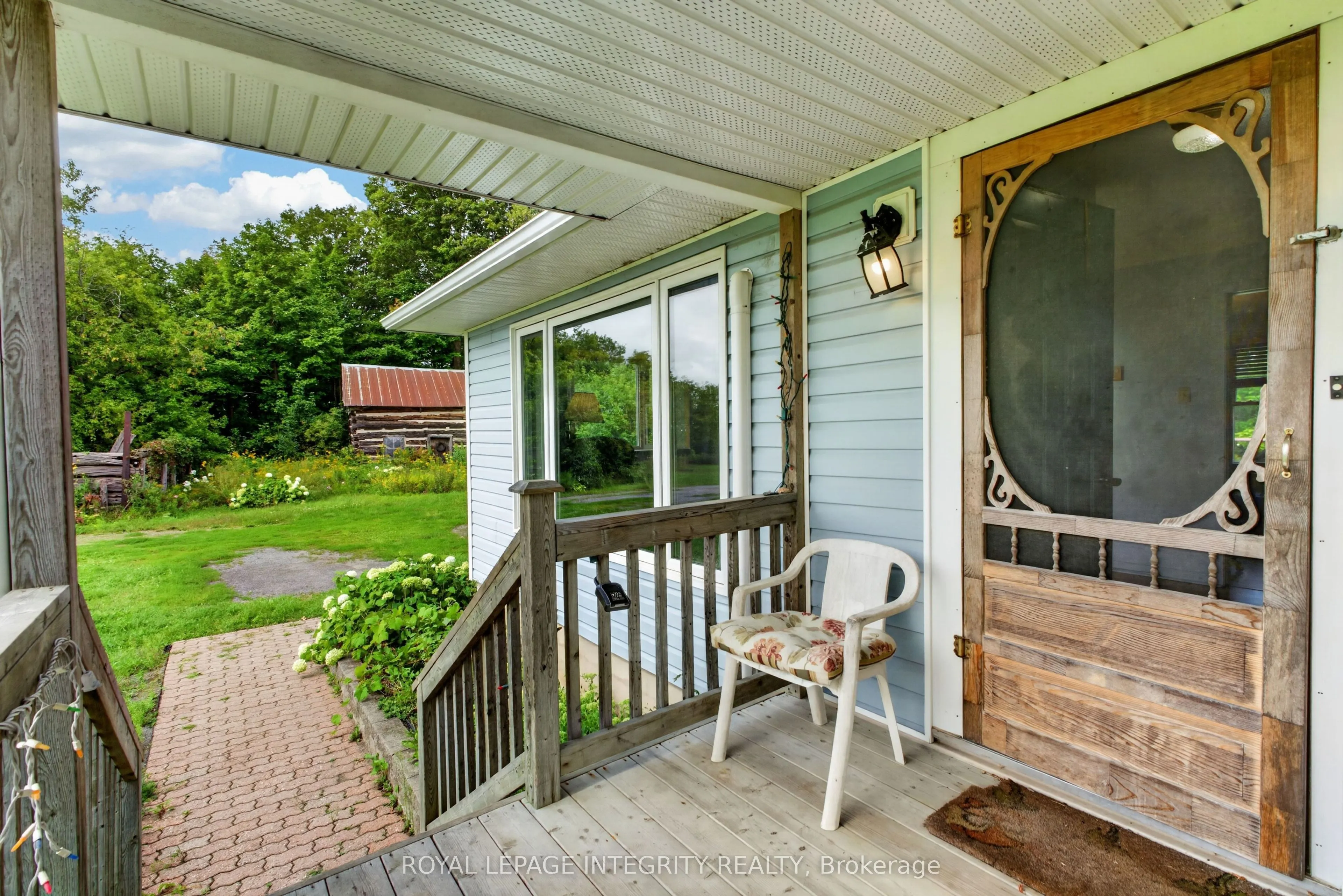 2063 Dwyer Hill Road