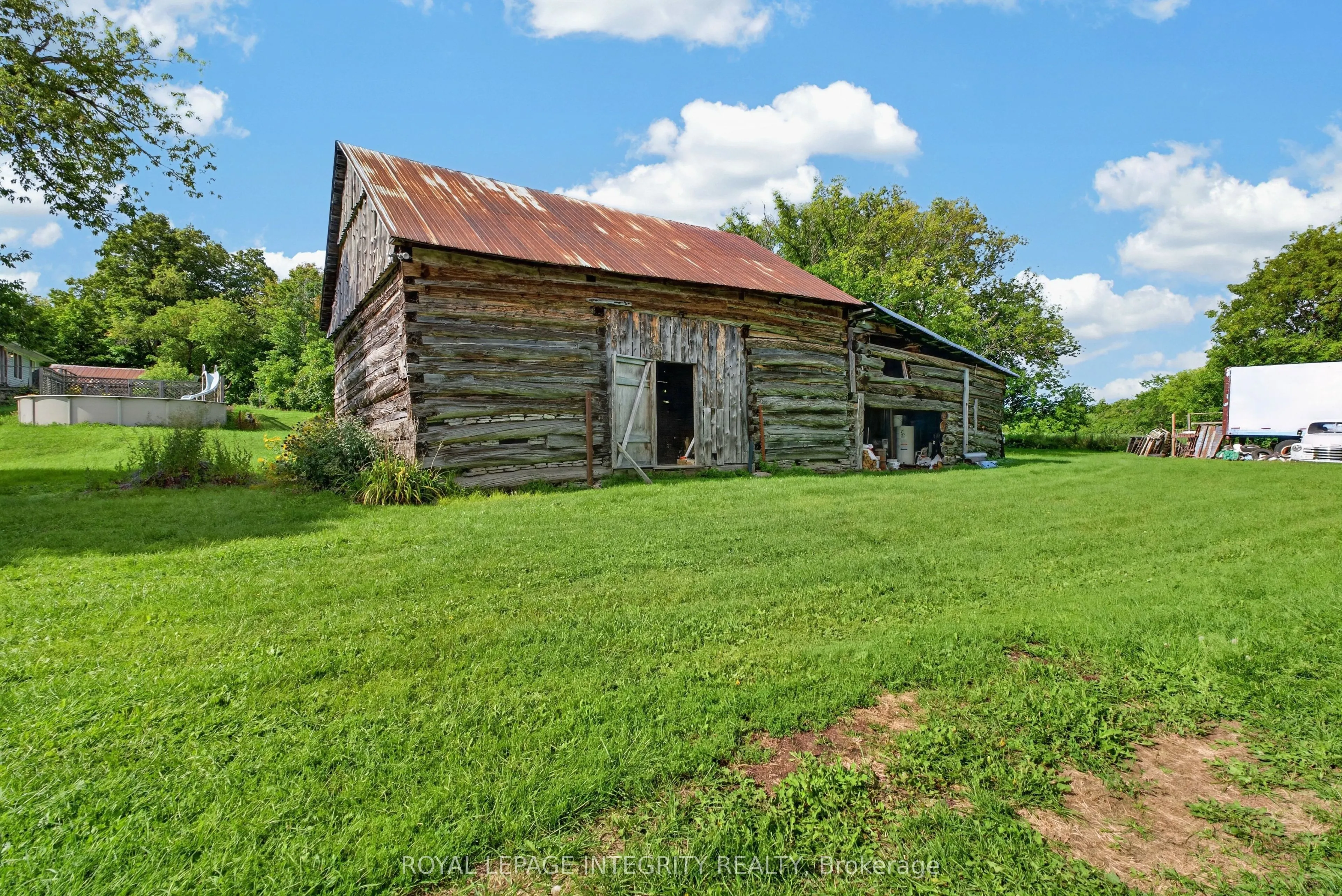 2063 Dwyer Hill Road