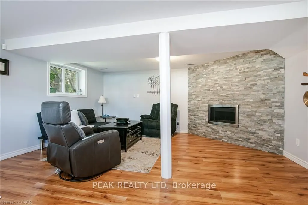 18 Mayberry Place