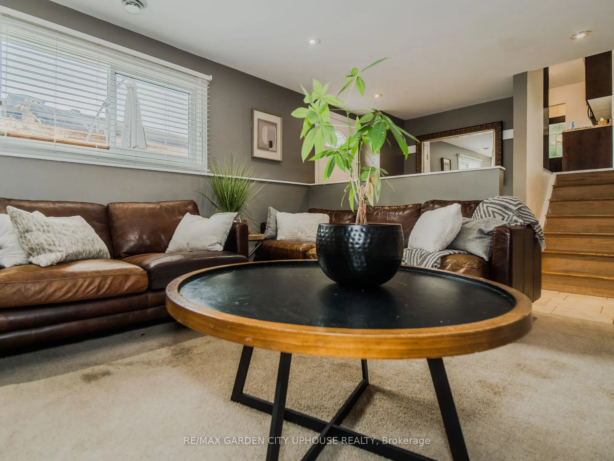 24 Greenmeadow Court