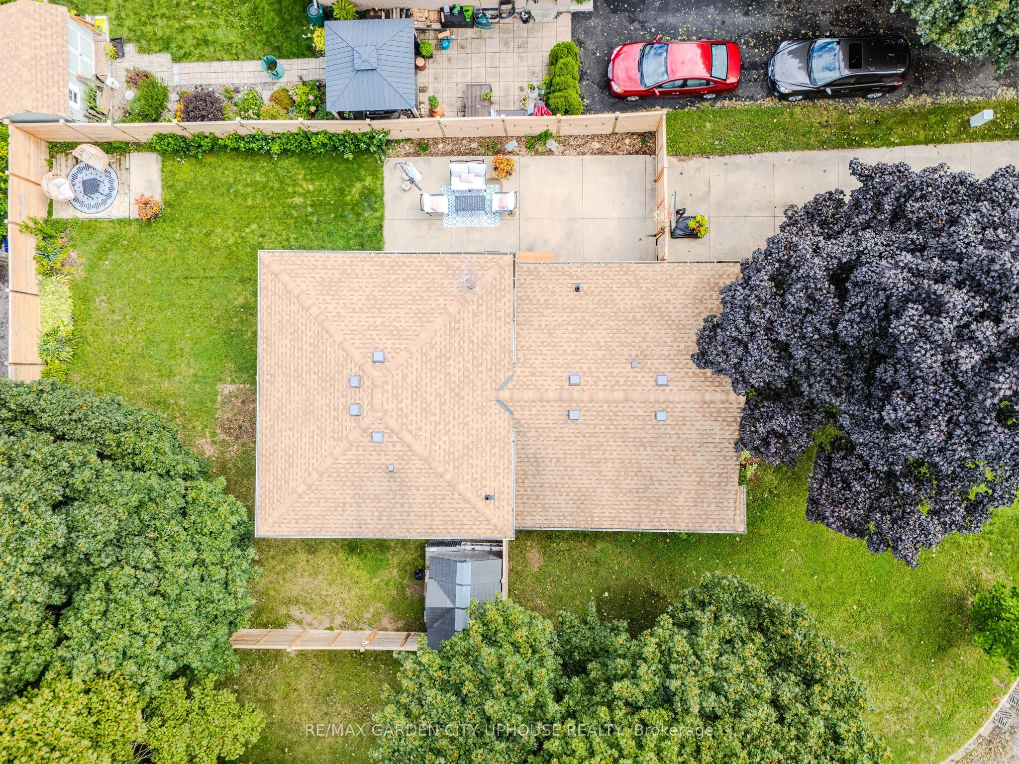 24 Greenmeadow Court