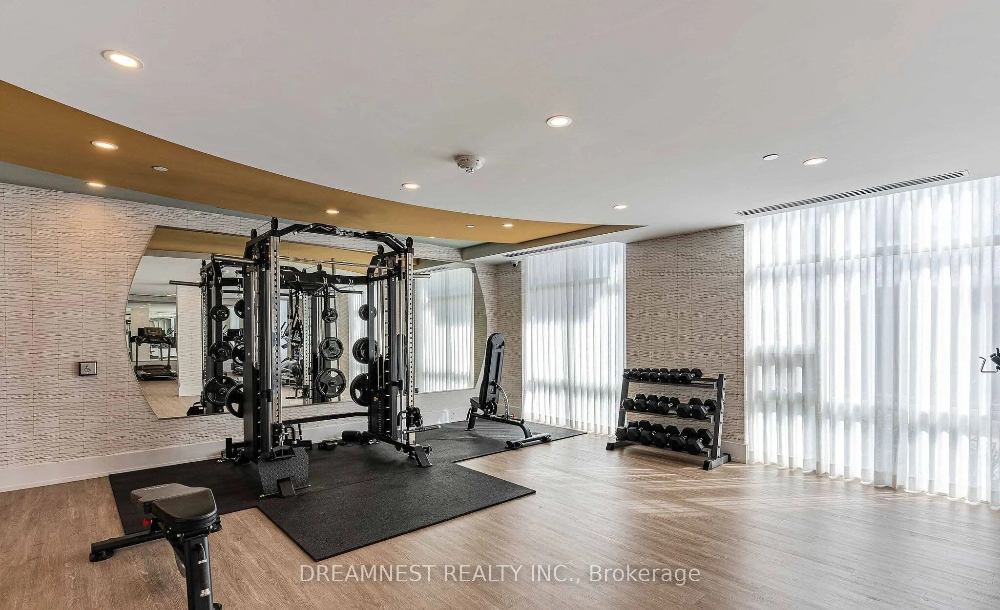 460 Dundas Street E #206