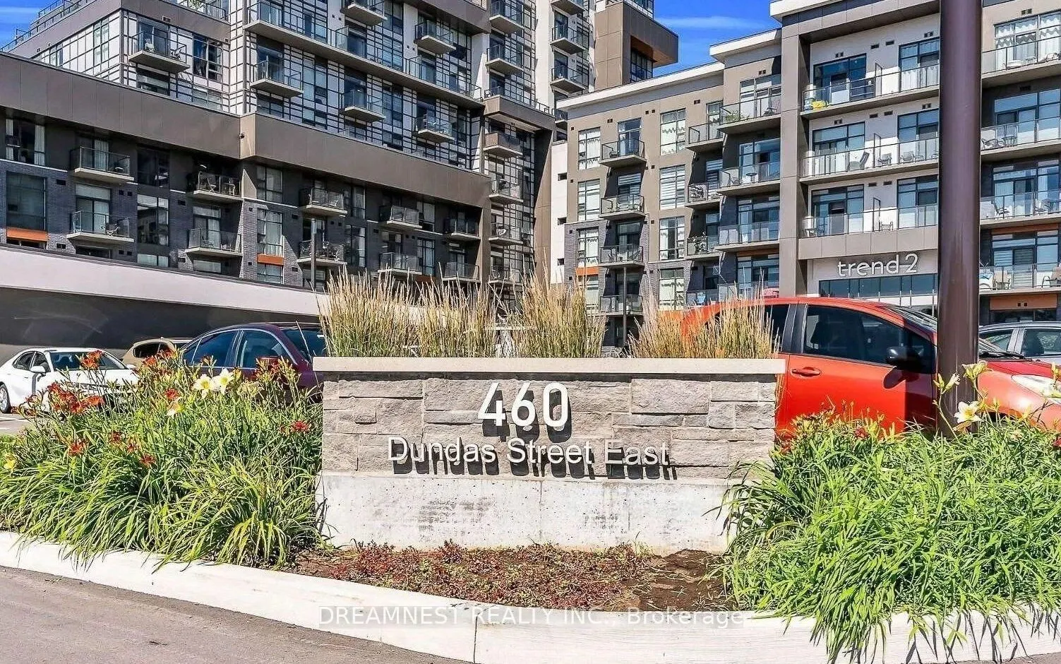 460 Dundas Street E #206