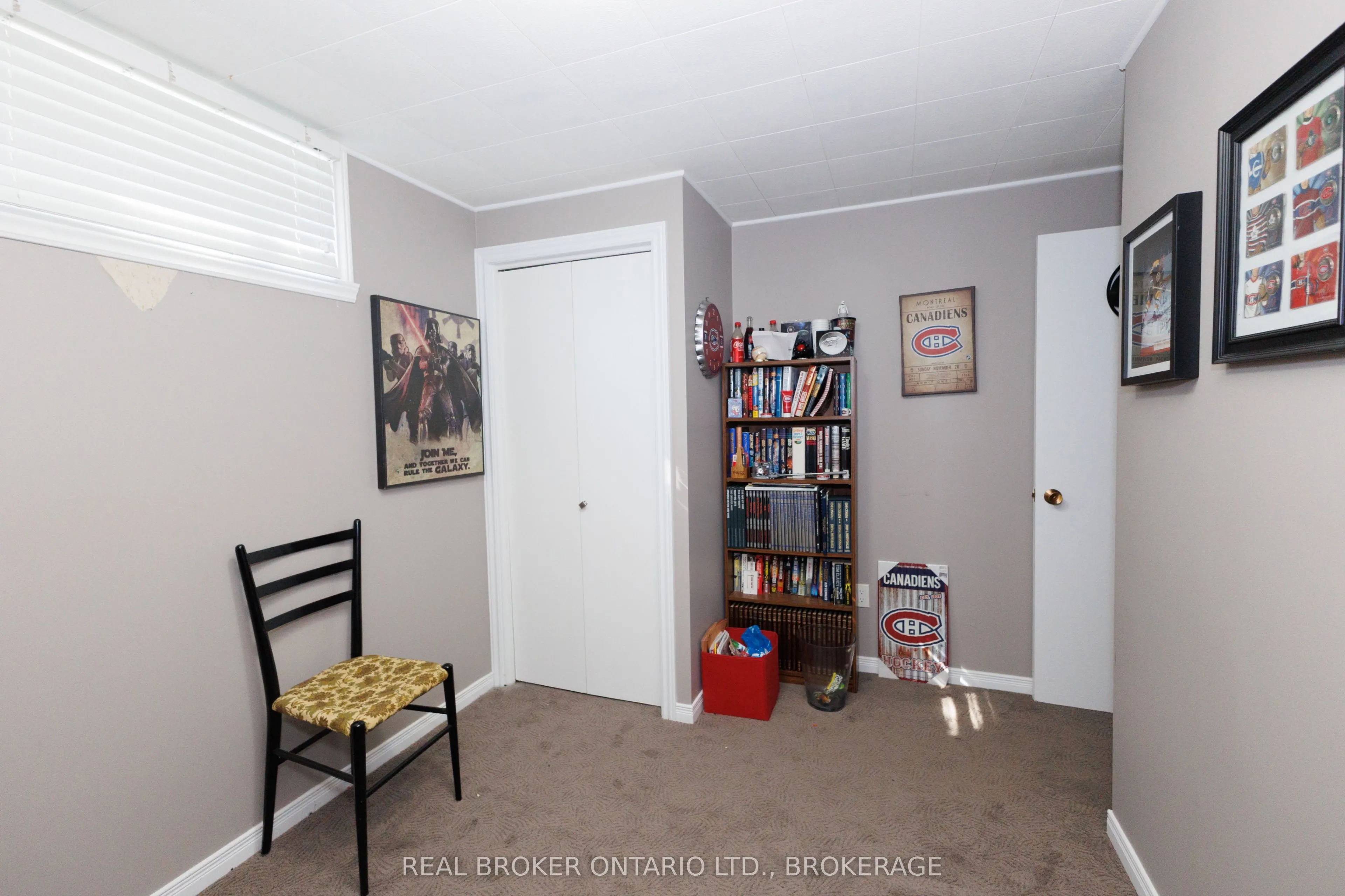 76 Kincardine Street W