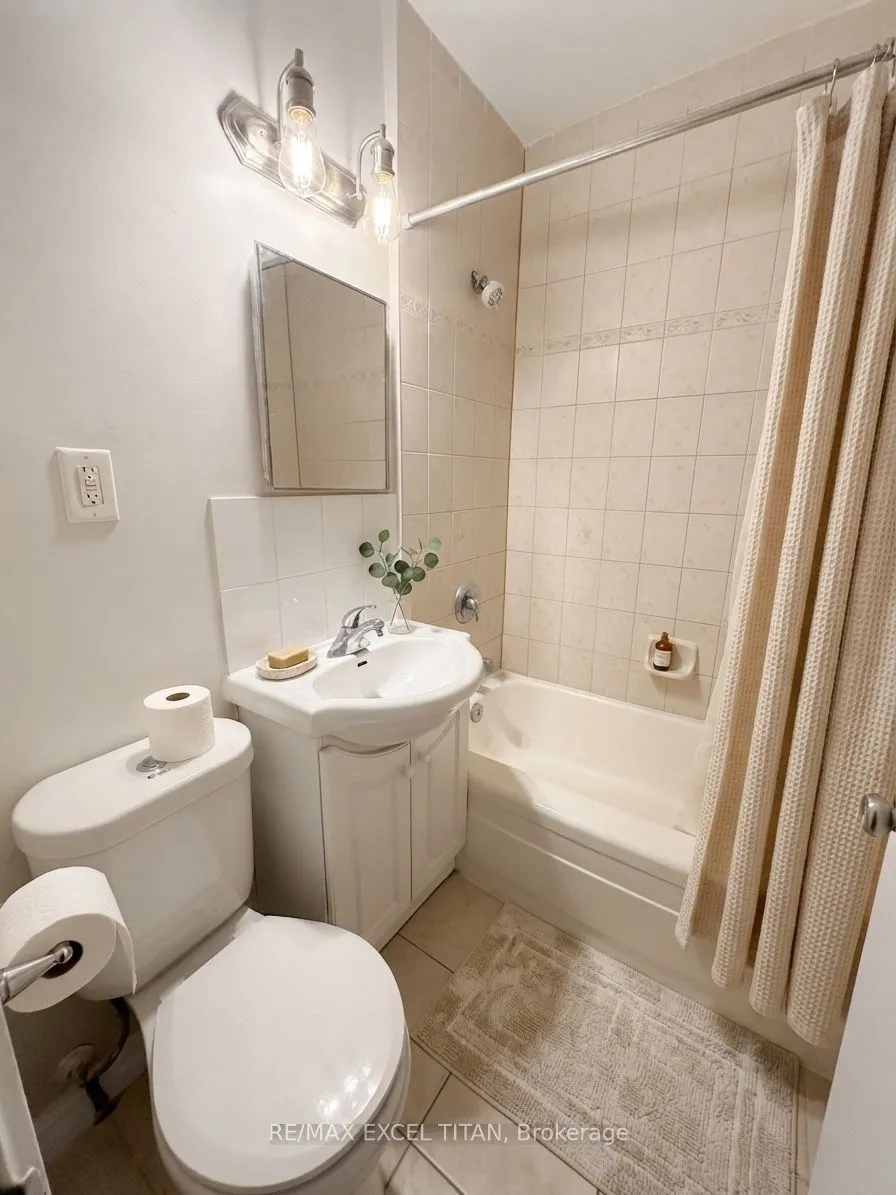 468 Ottawa Street #339D