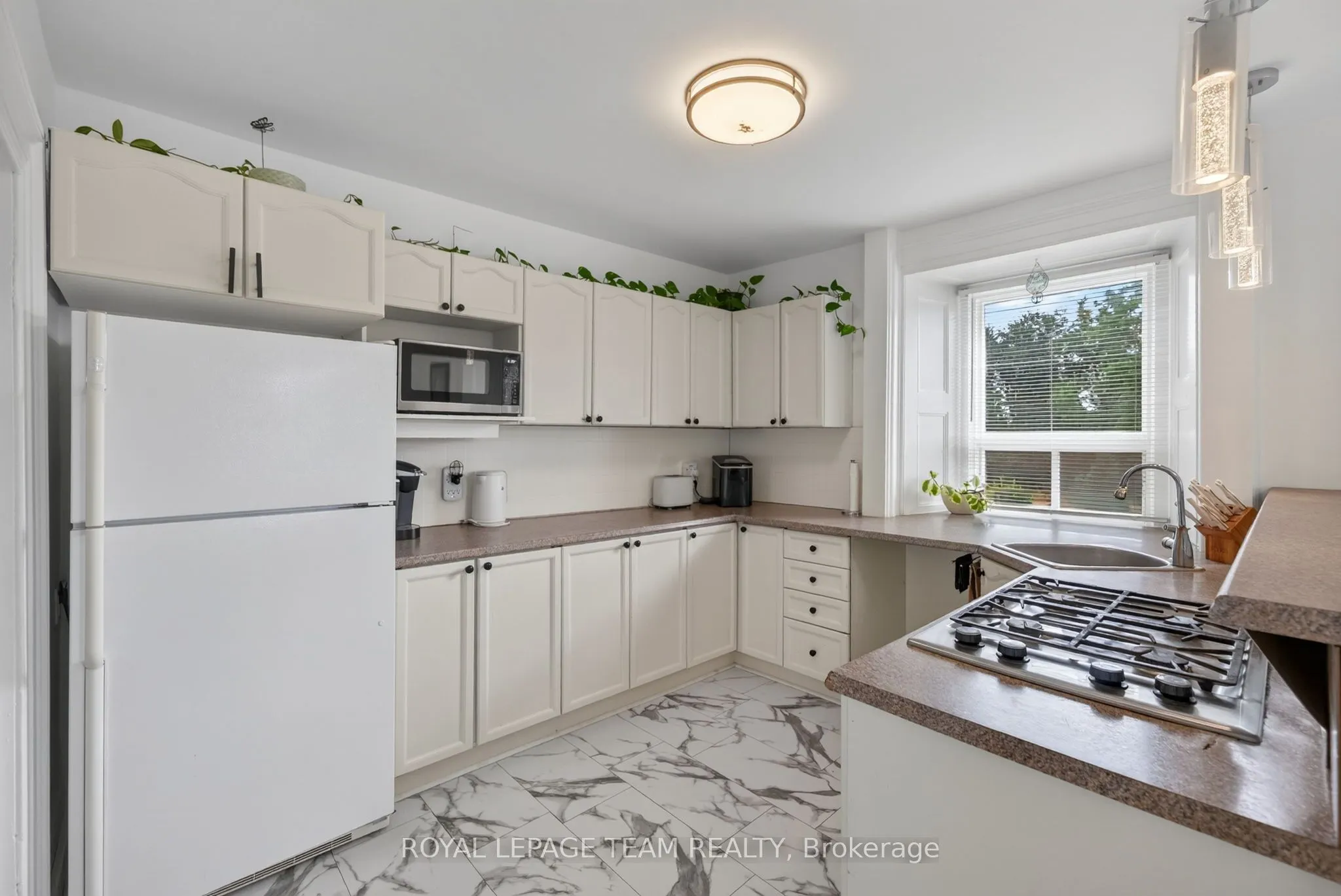 1629 River Road
