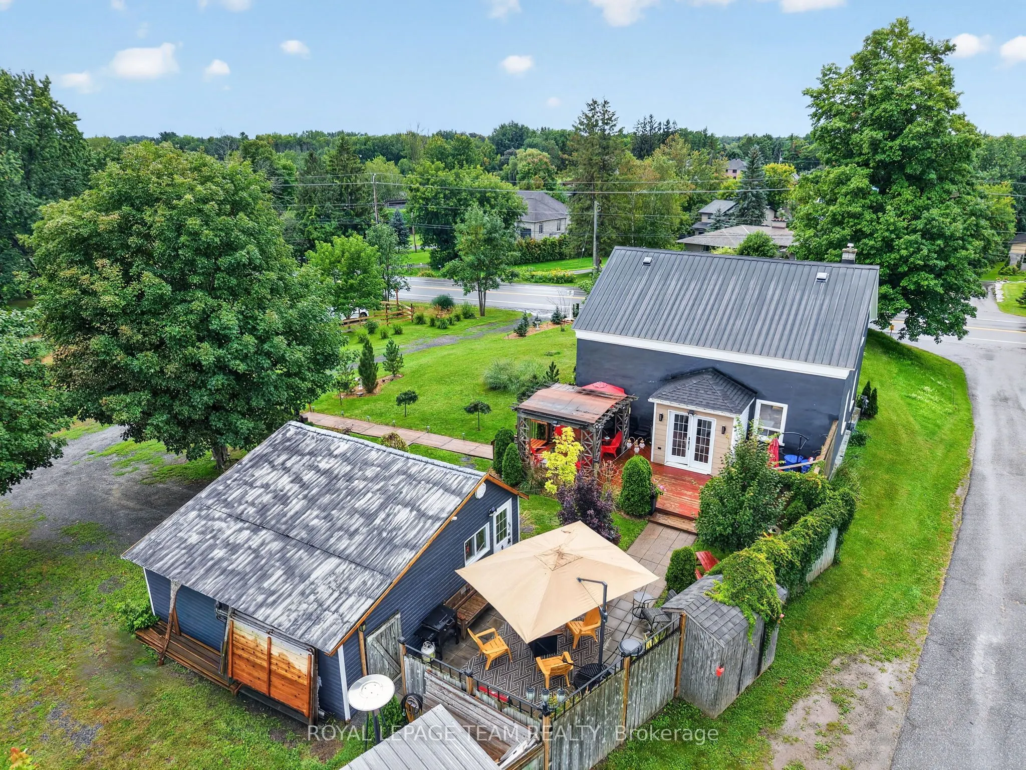 1629 River Road