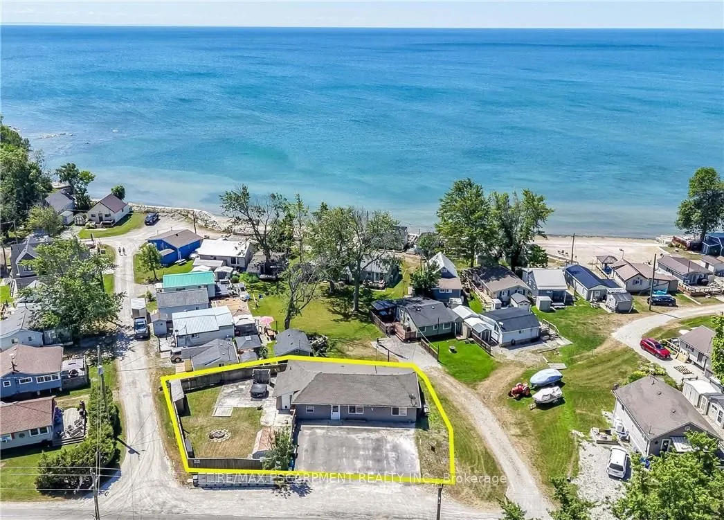 1048 LAKESHORE Road