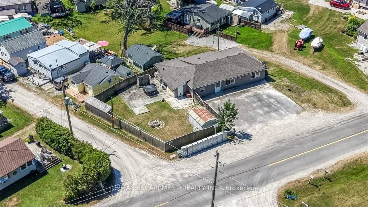 1048 LAKESHORE Road