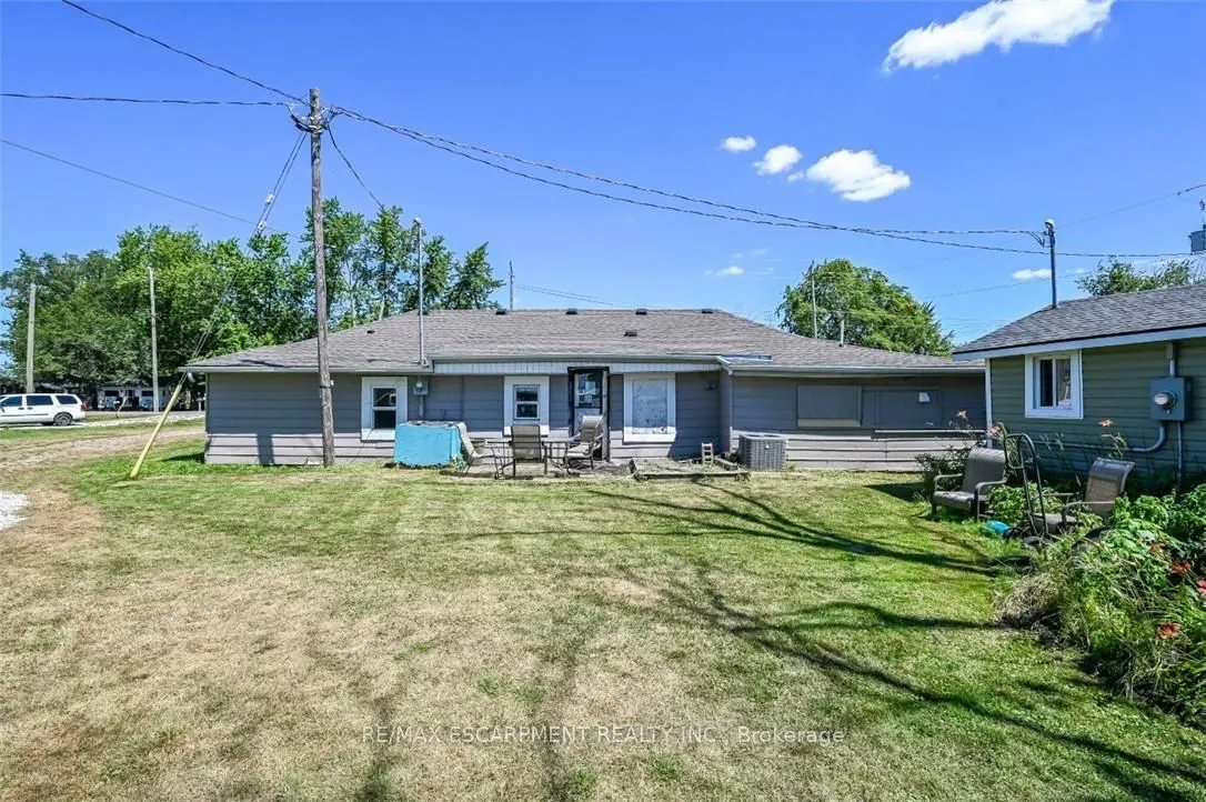 1048 LAKESHORE Road
