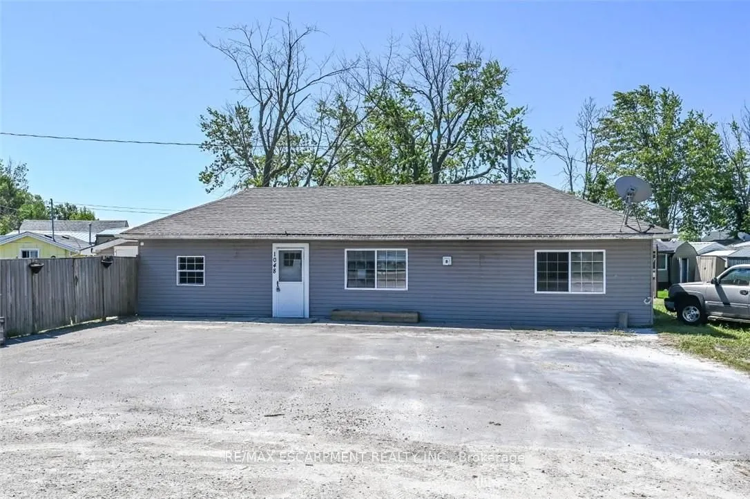 1048 LAKESHORE Road