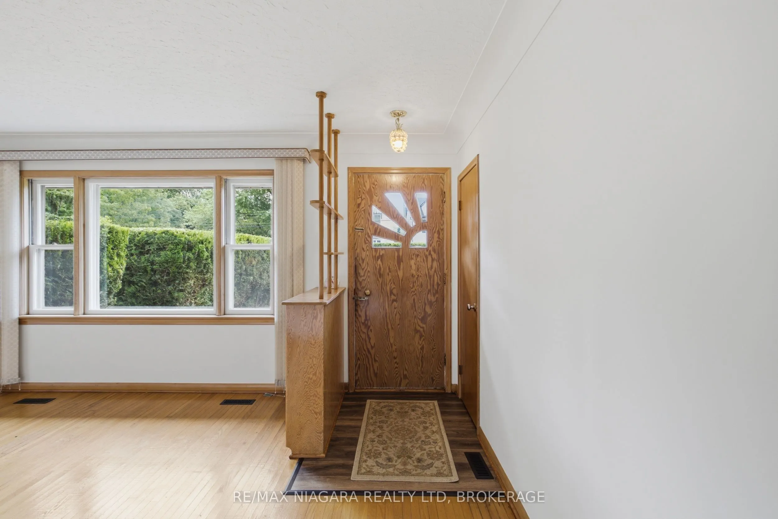 557 Mississagua Street