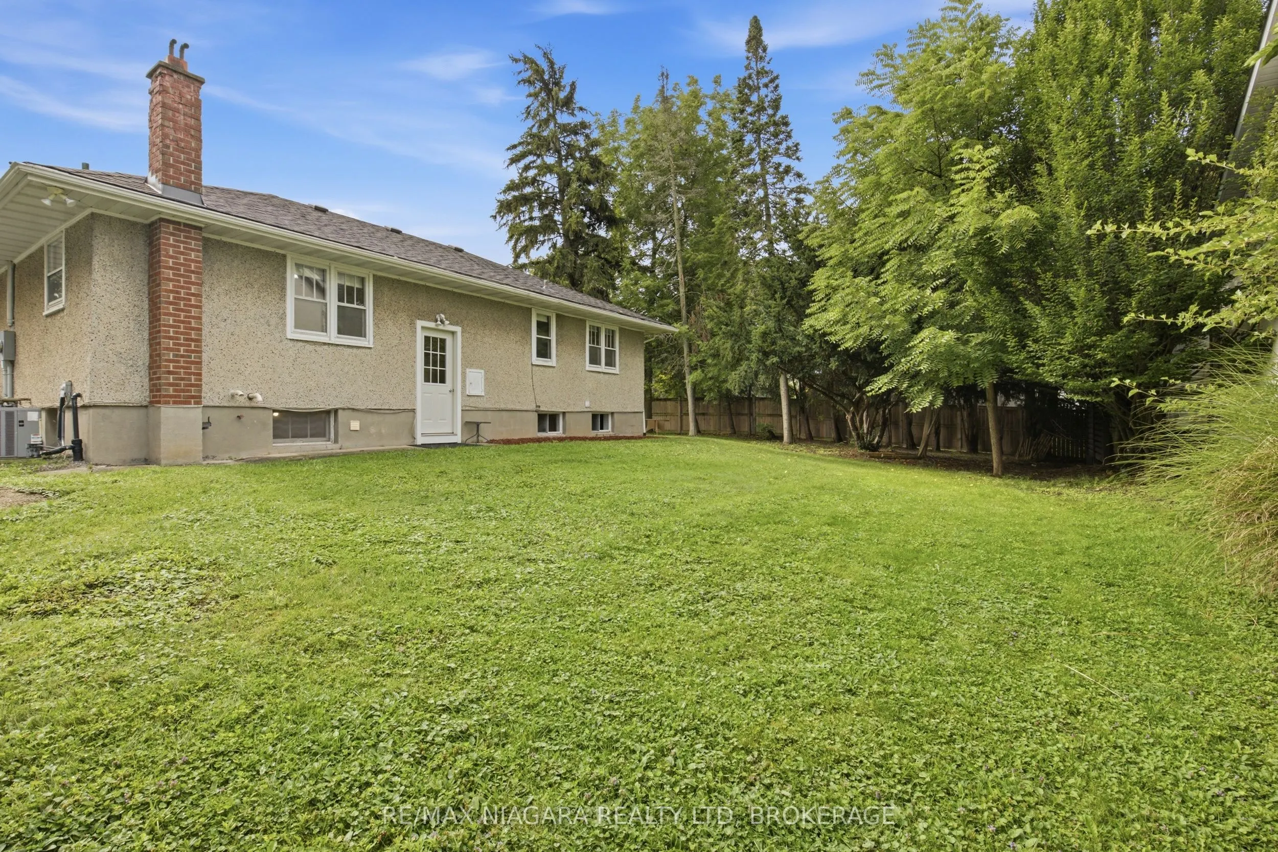 557 Mississagua Street