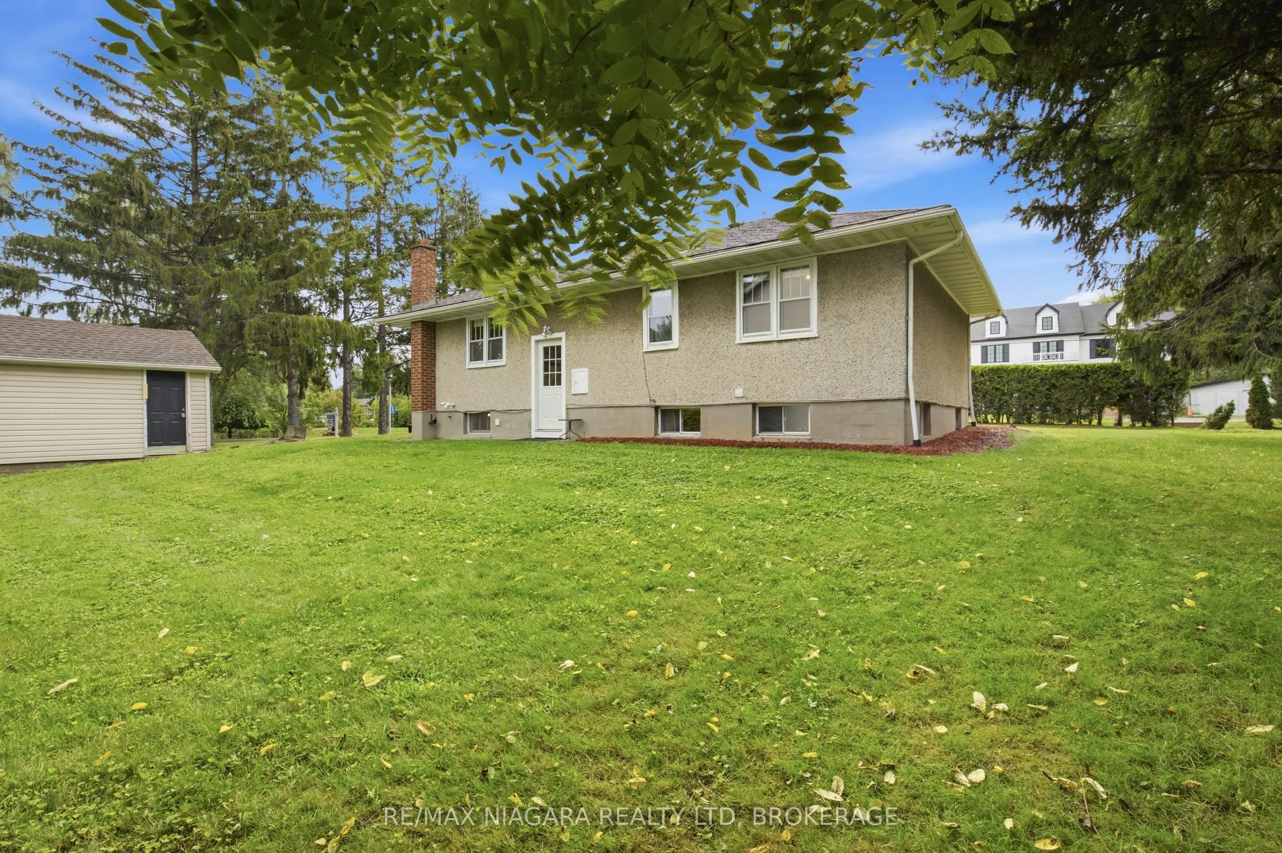 557 Mississagua Street