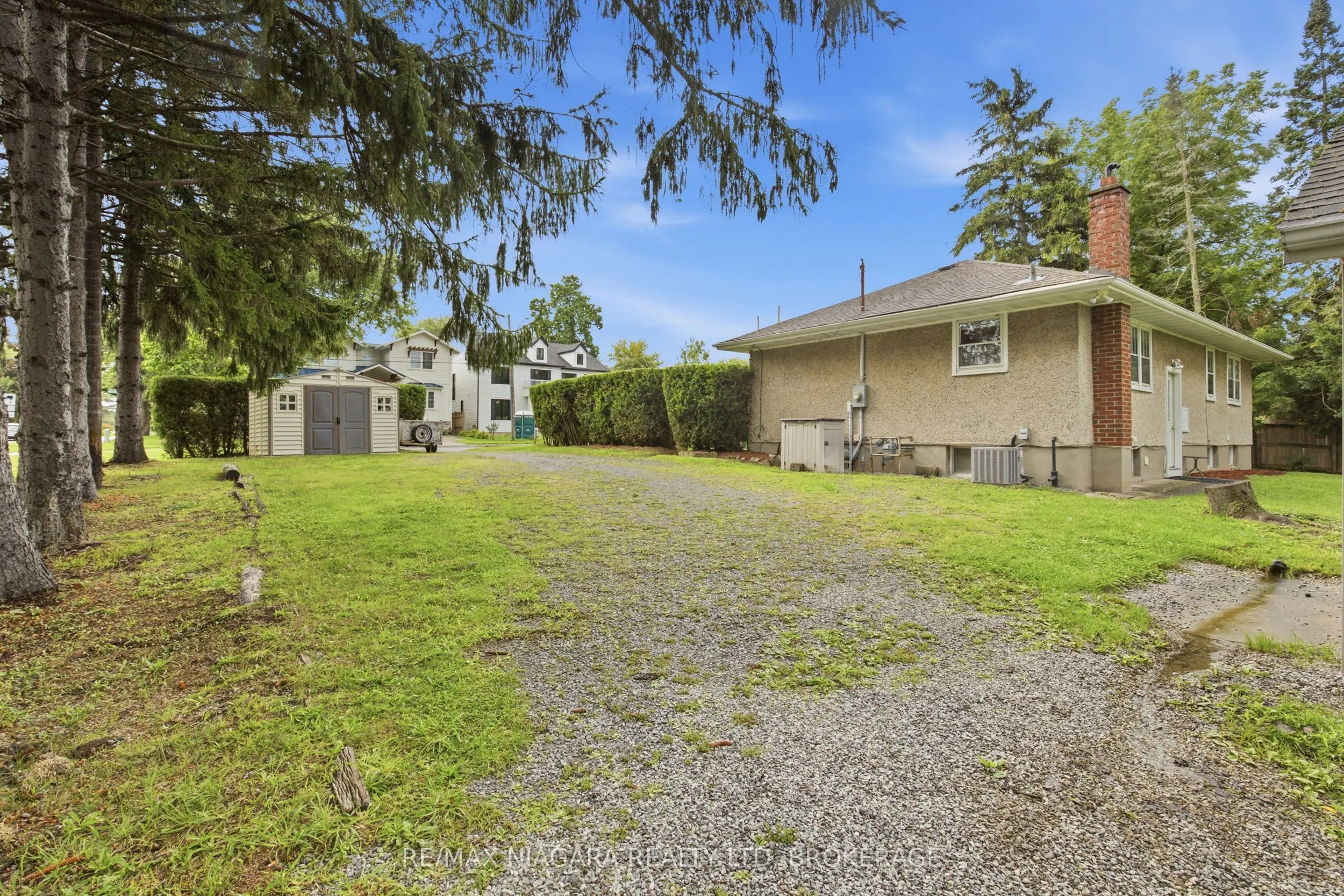 557 Mississagua Street