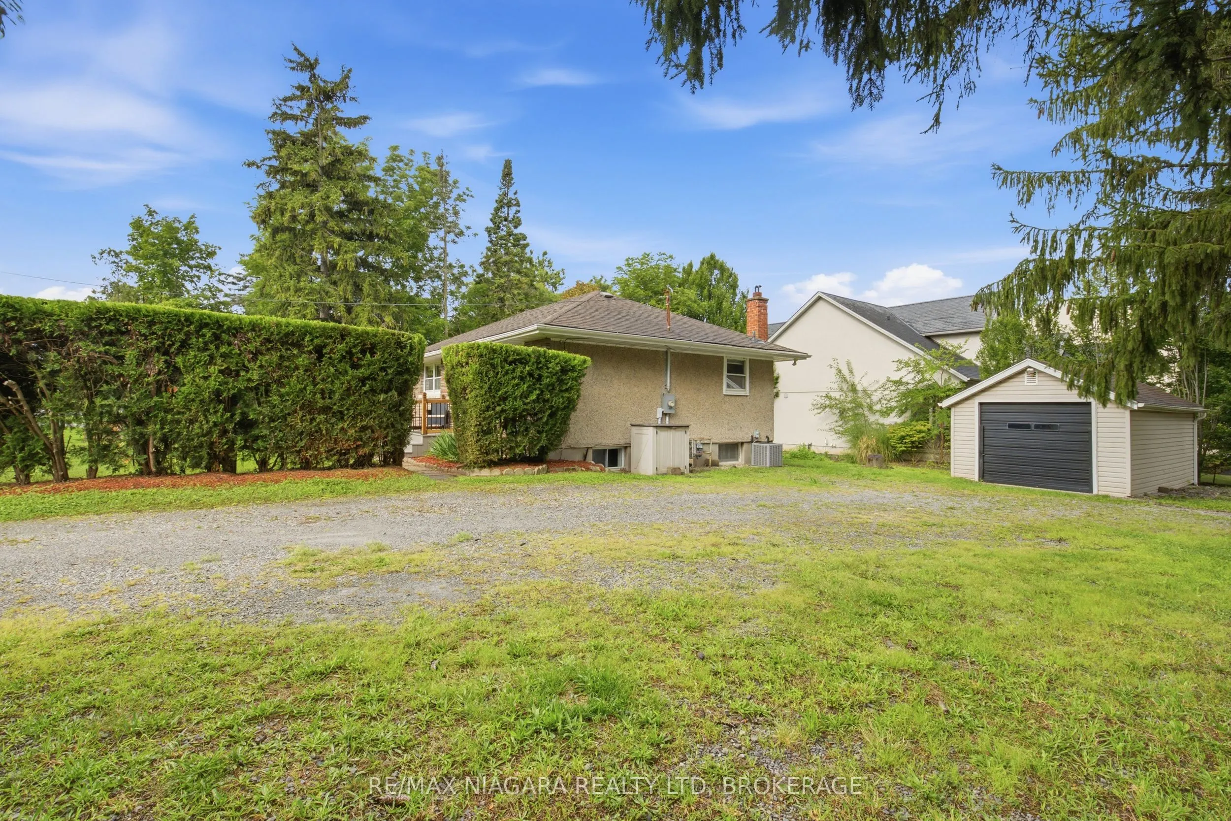 557 Mississagua Street