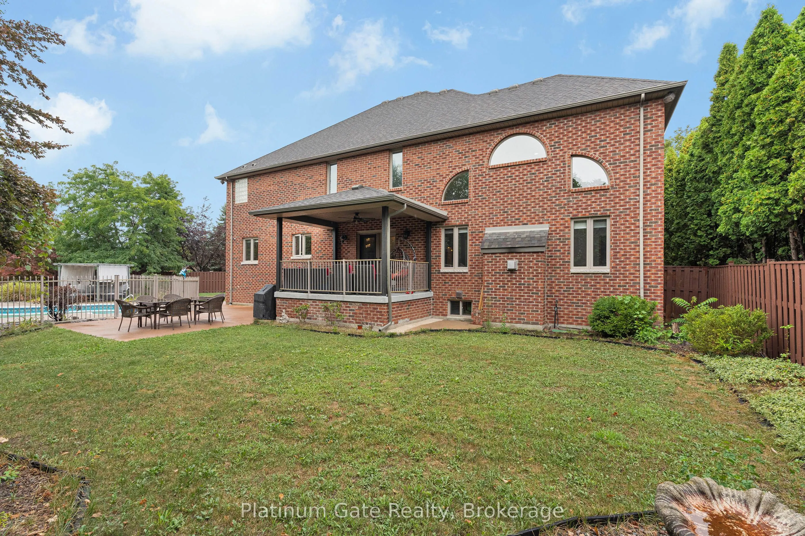 150 Seymour Crescent