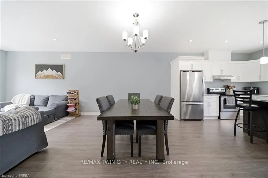 30 Balmoral Street #2