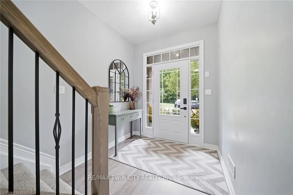 30 Balmoral Street #2