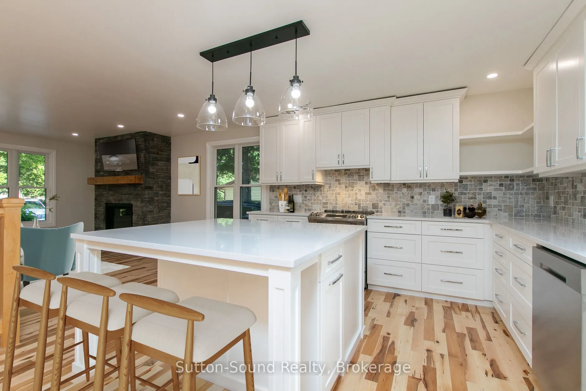 318743 Grey Road 1 Road