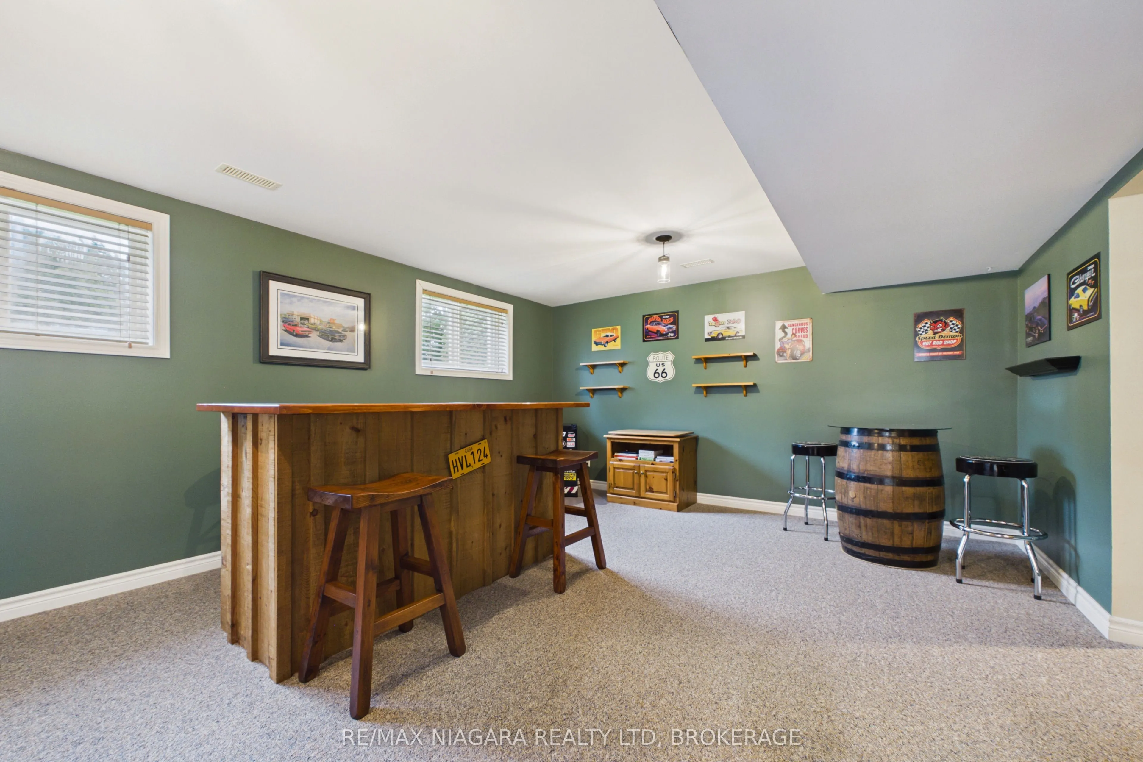 115 Pinewood Boulevard
