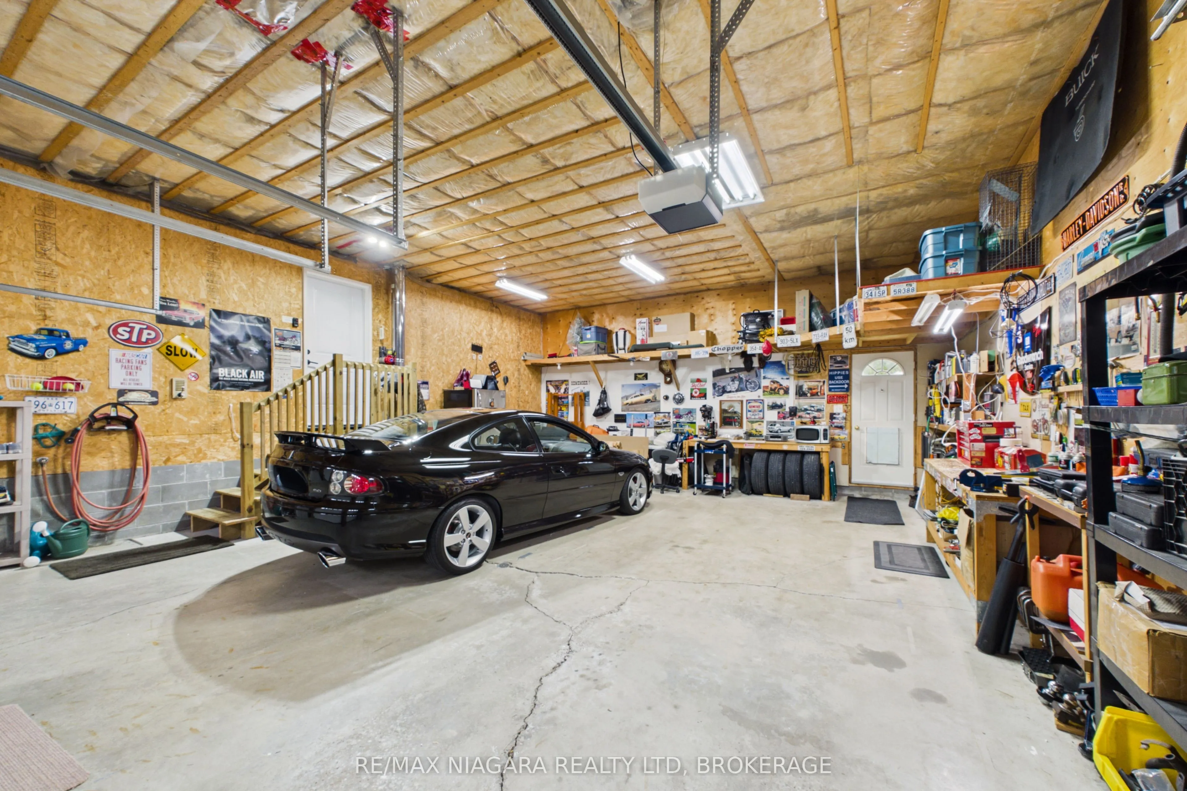 115 Pinewood Boulevard