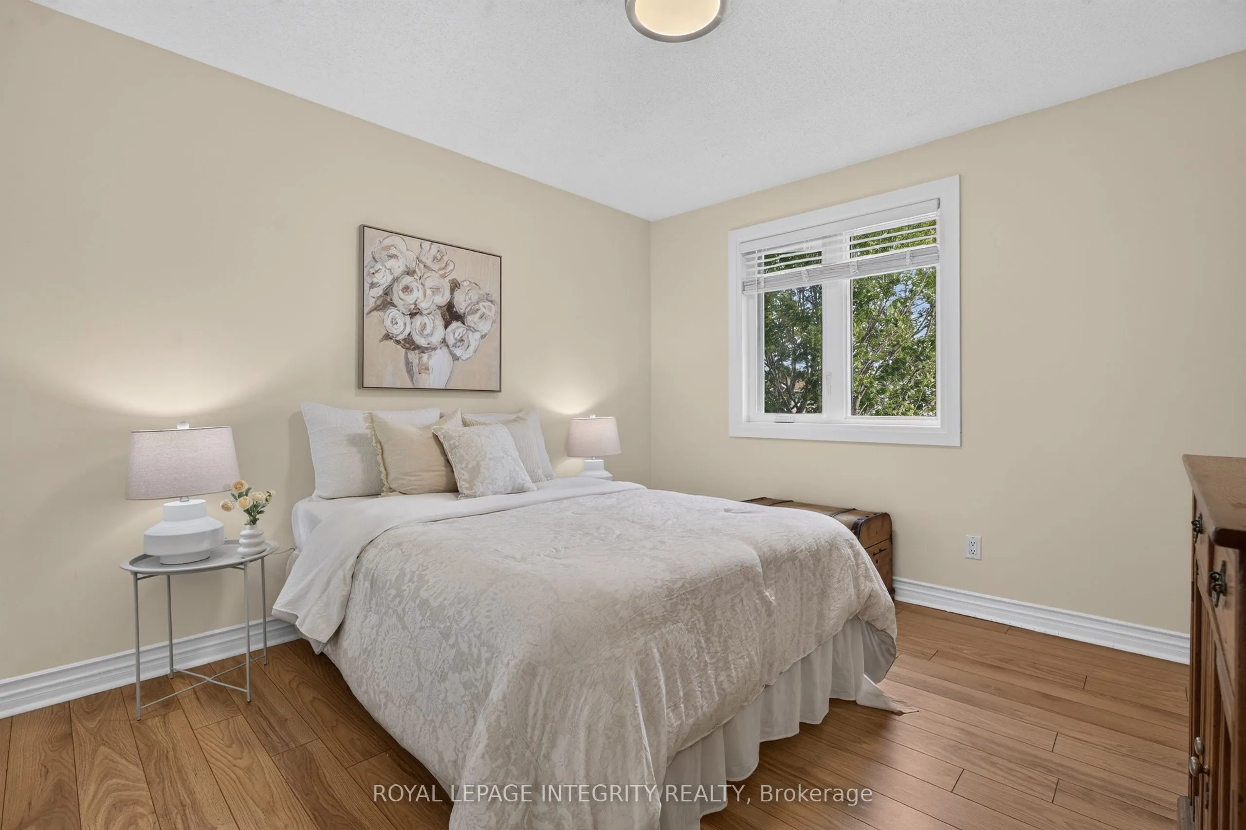 1692 Toulouse Crescent