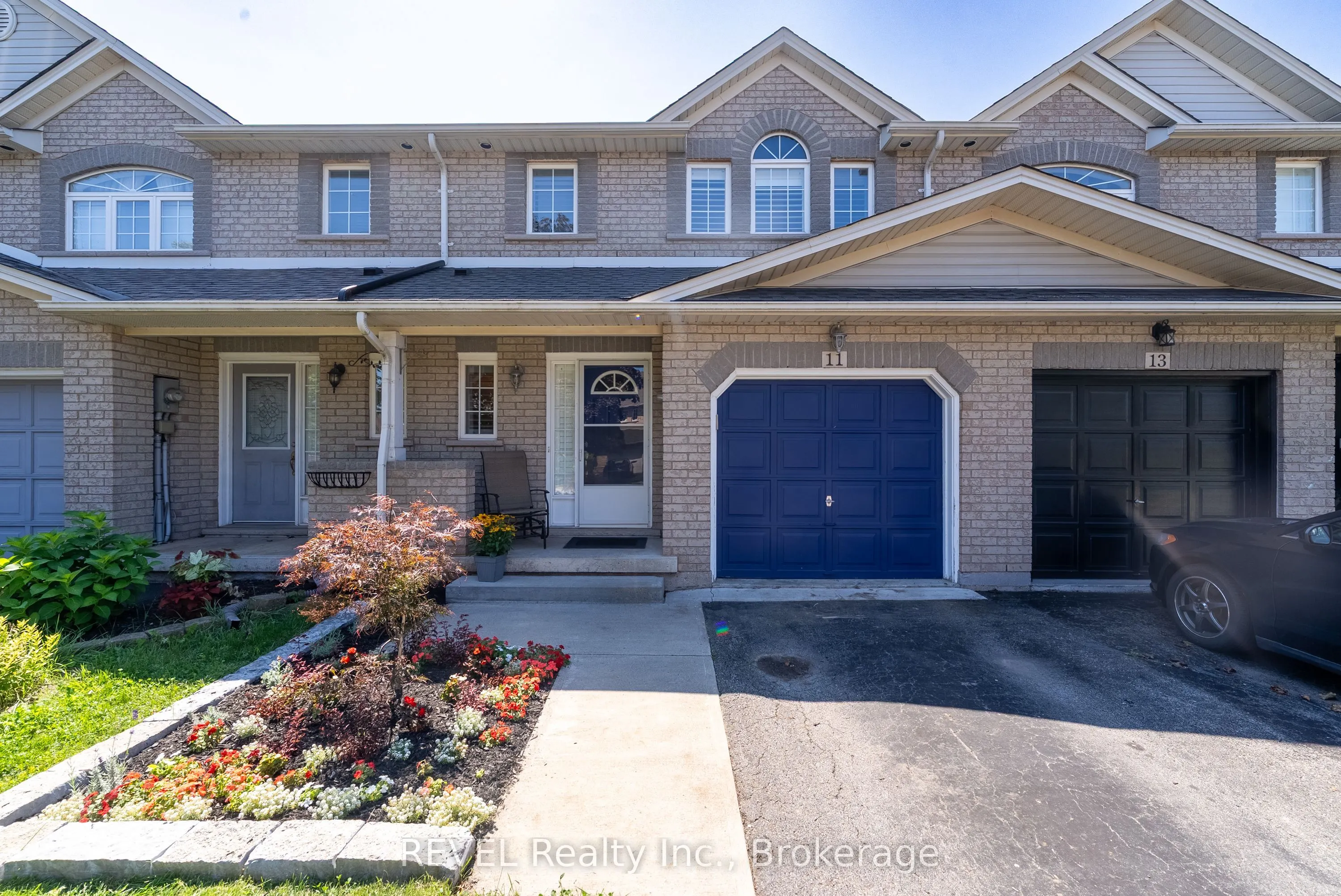 11 Elderberry Avenue