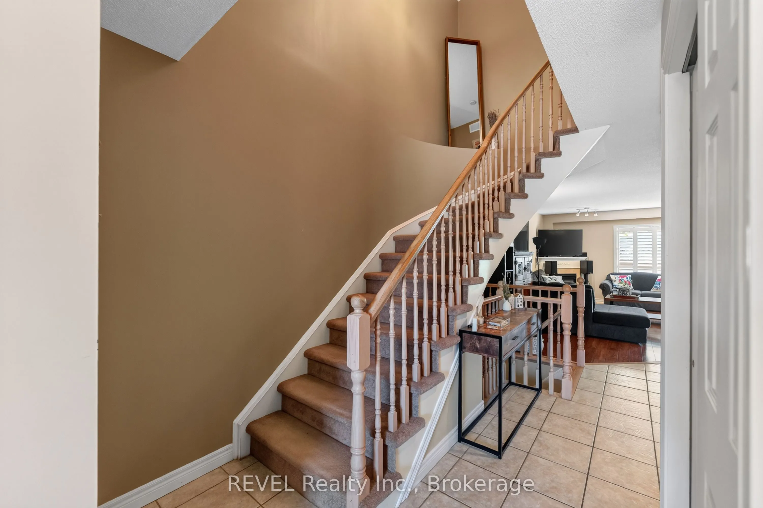 11 Elderberry Avenue