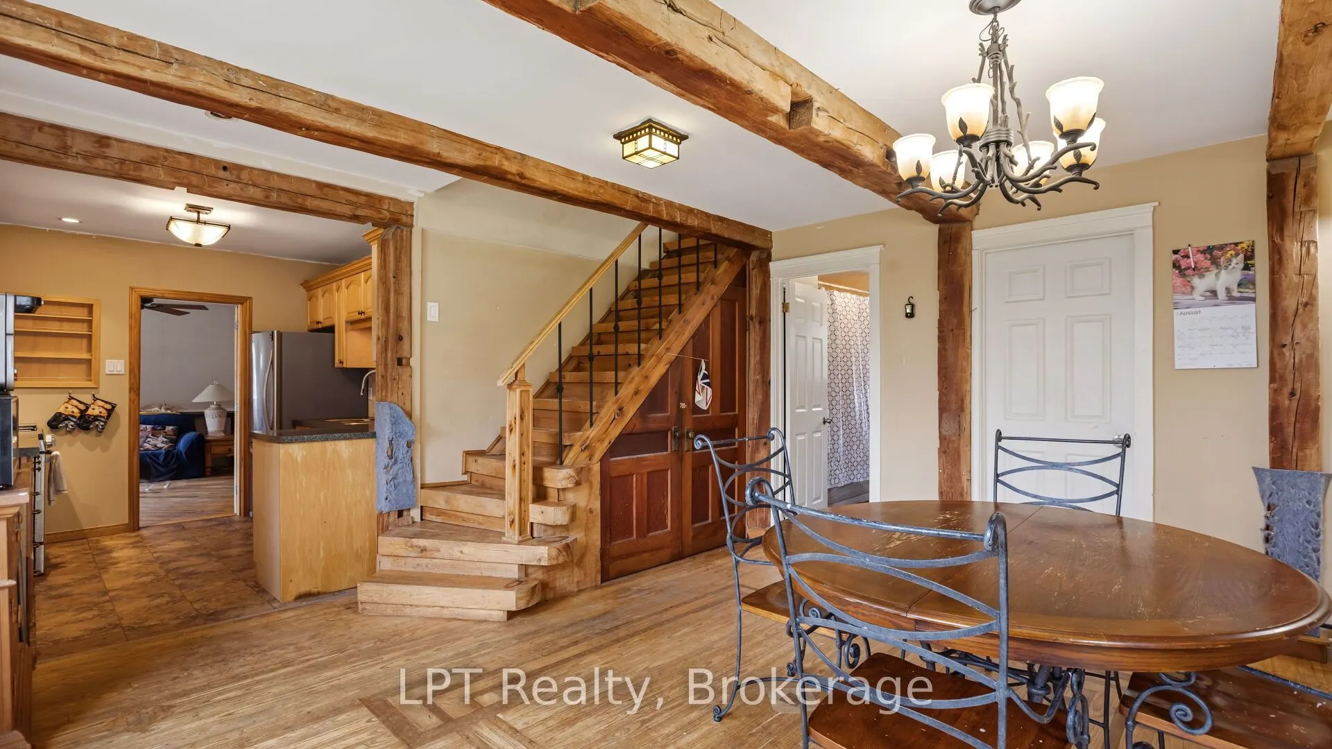 1043 Deloro Road