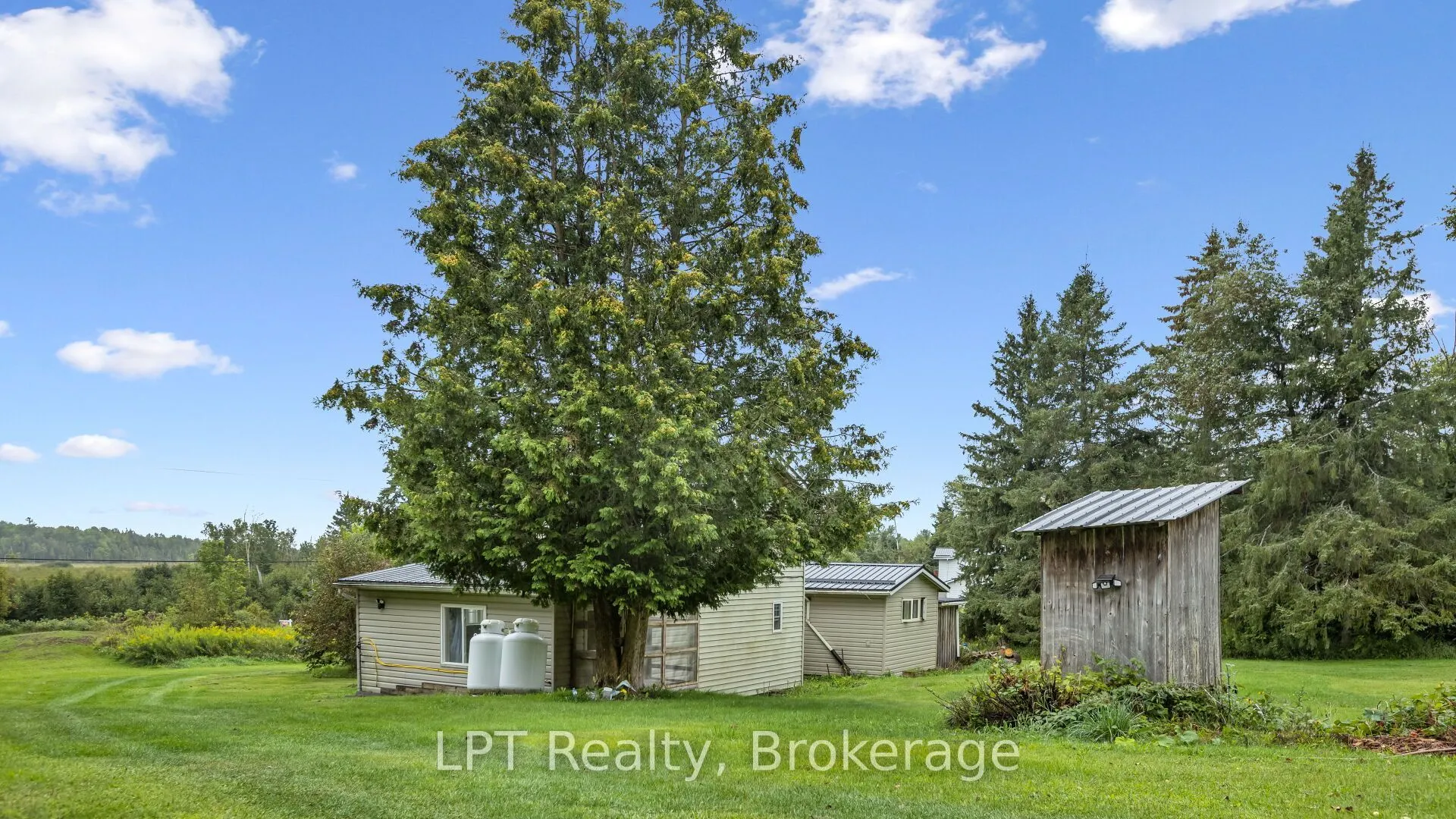 1043 Deloro Road