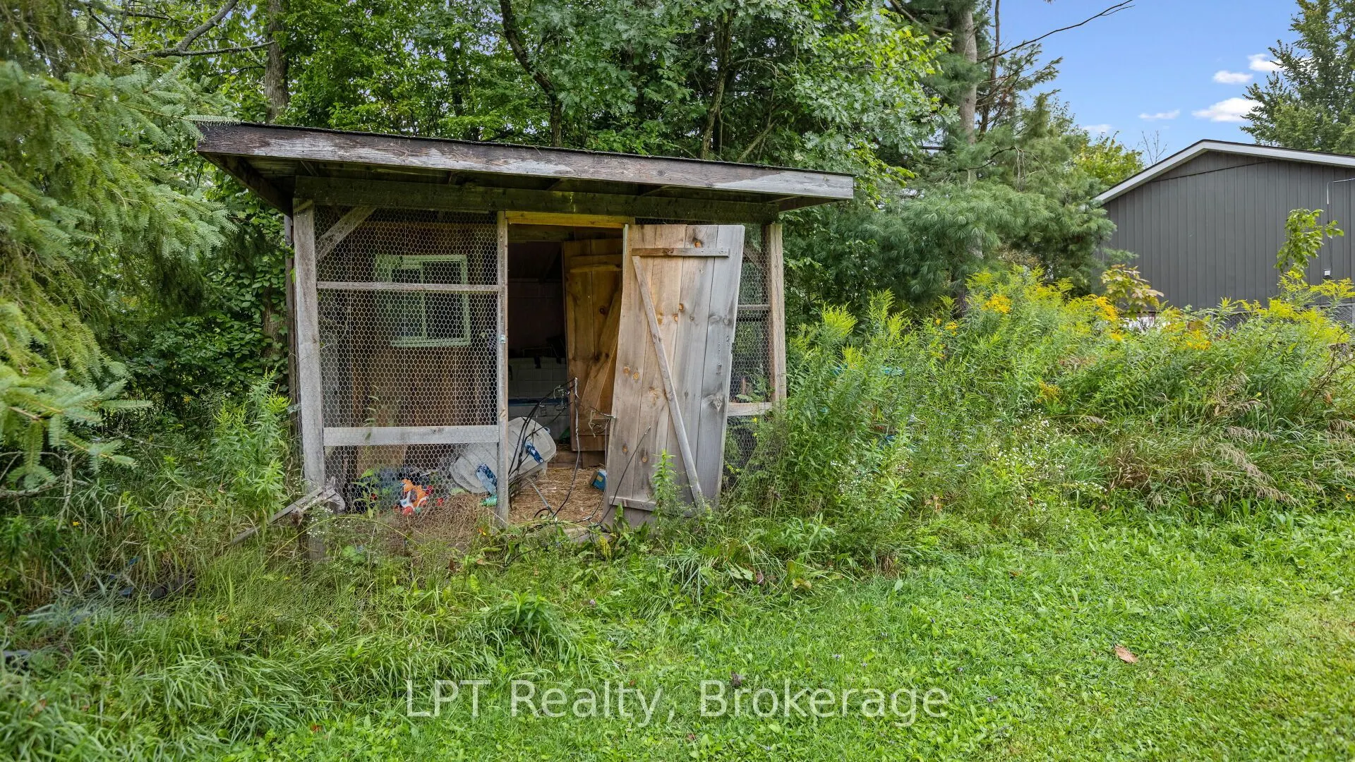 1043 Deloro Road