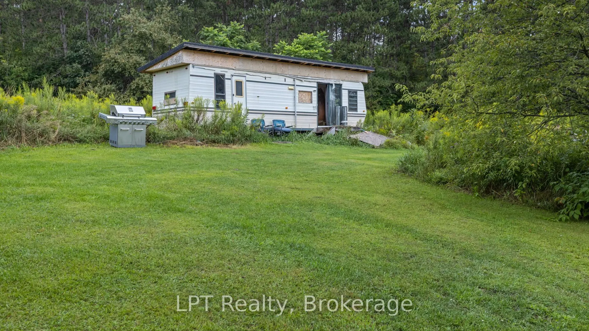1043 Deloro Road