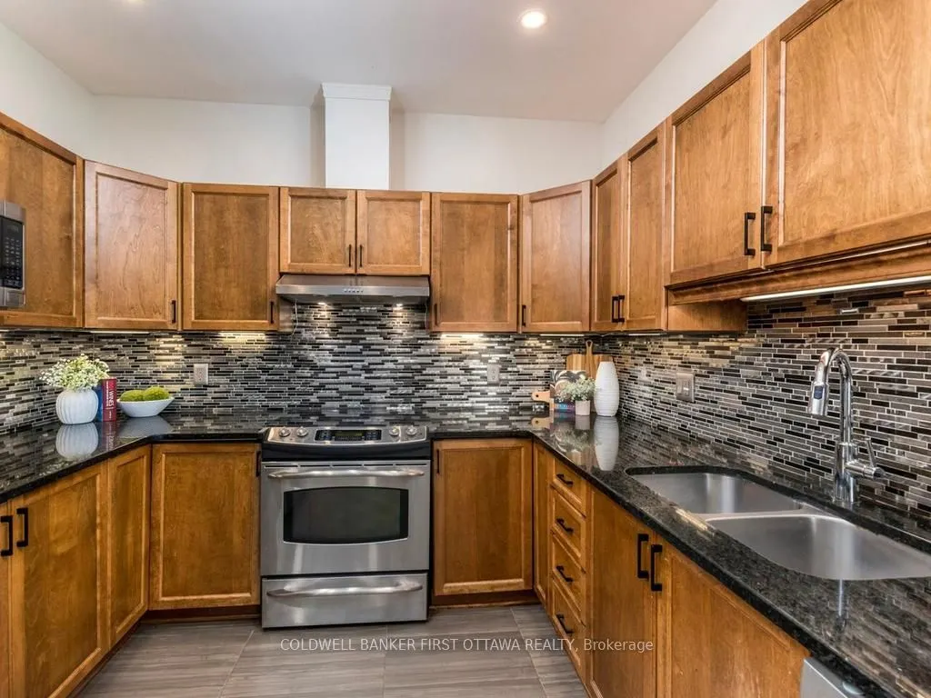 1134 Stittsville Main Street
