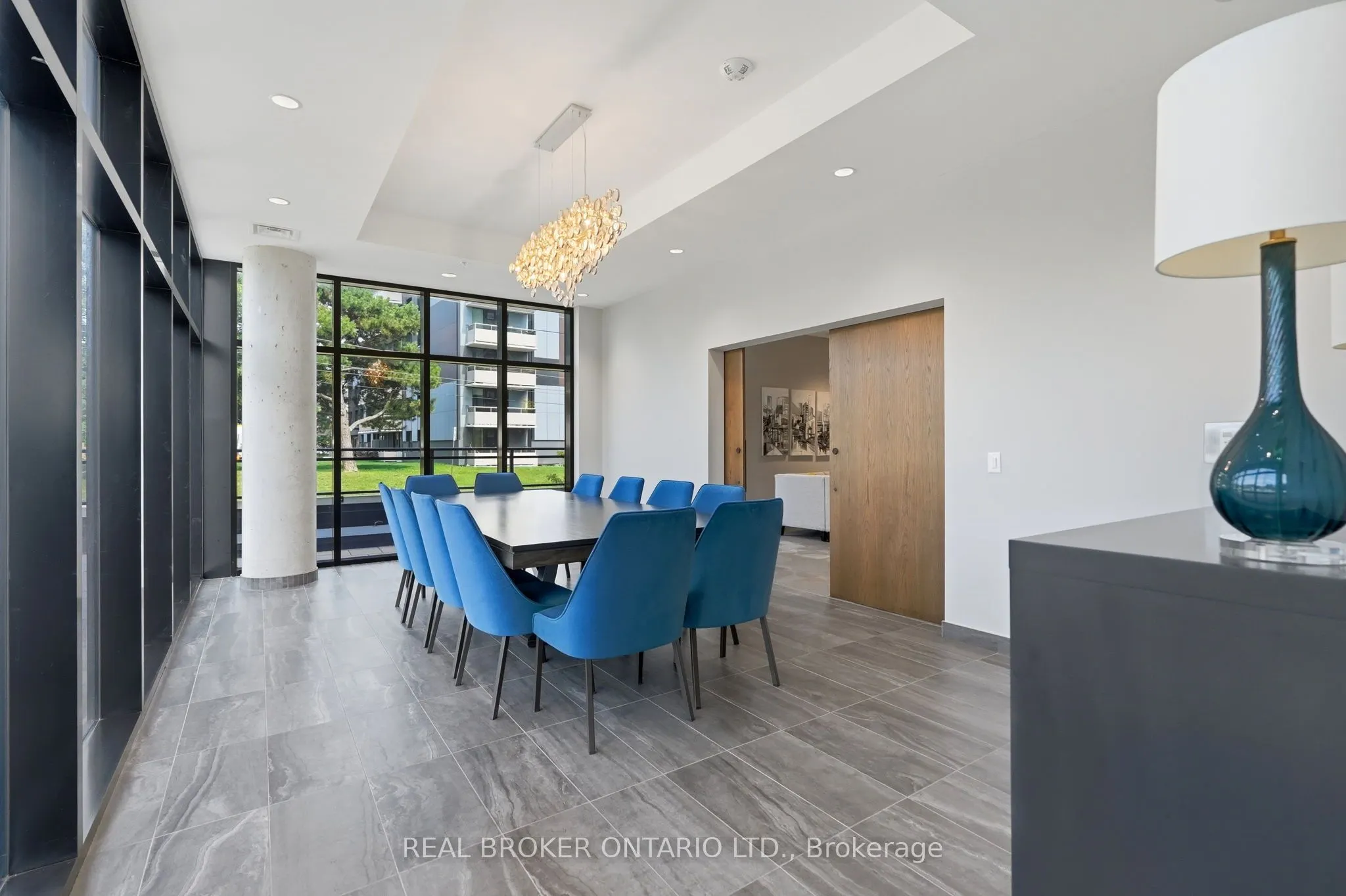 30 Hamilton Street S #101