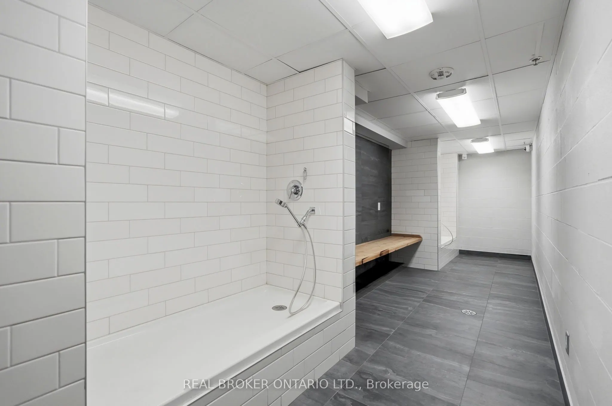 30 Hamilton Street S #101