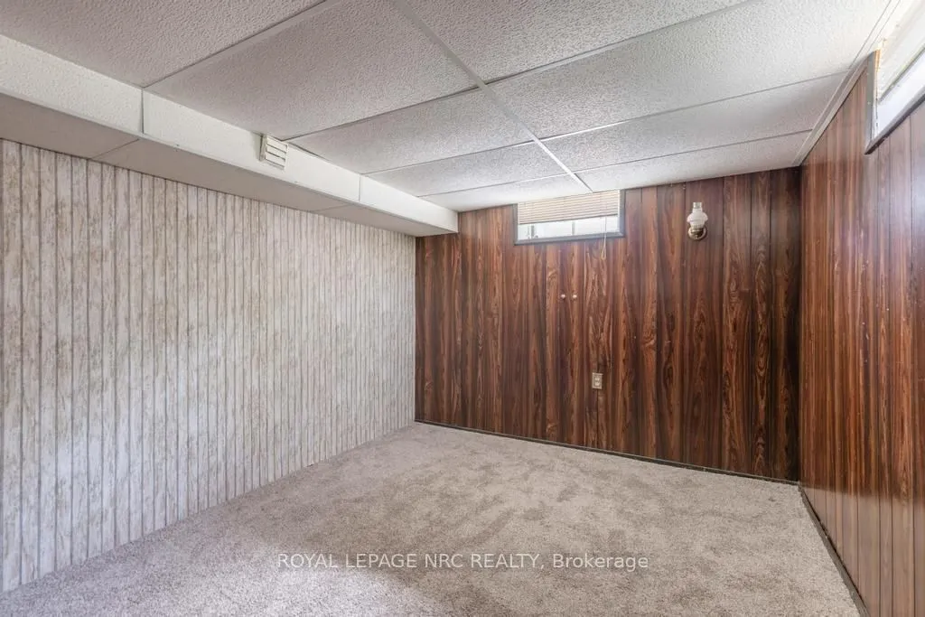 10 Ridgeview Avenue